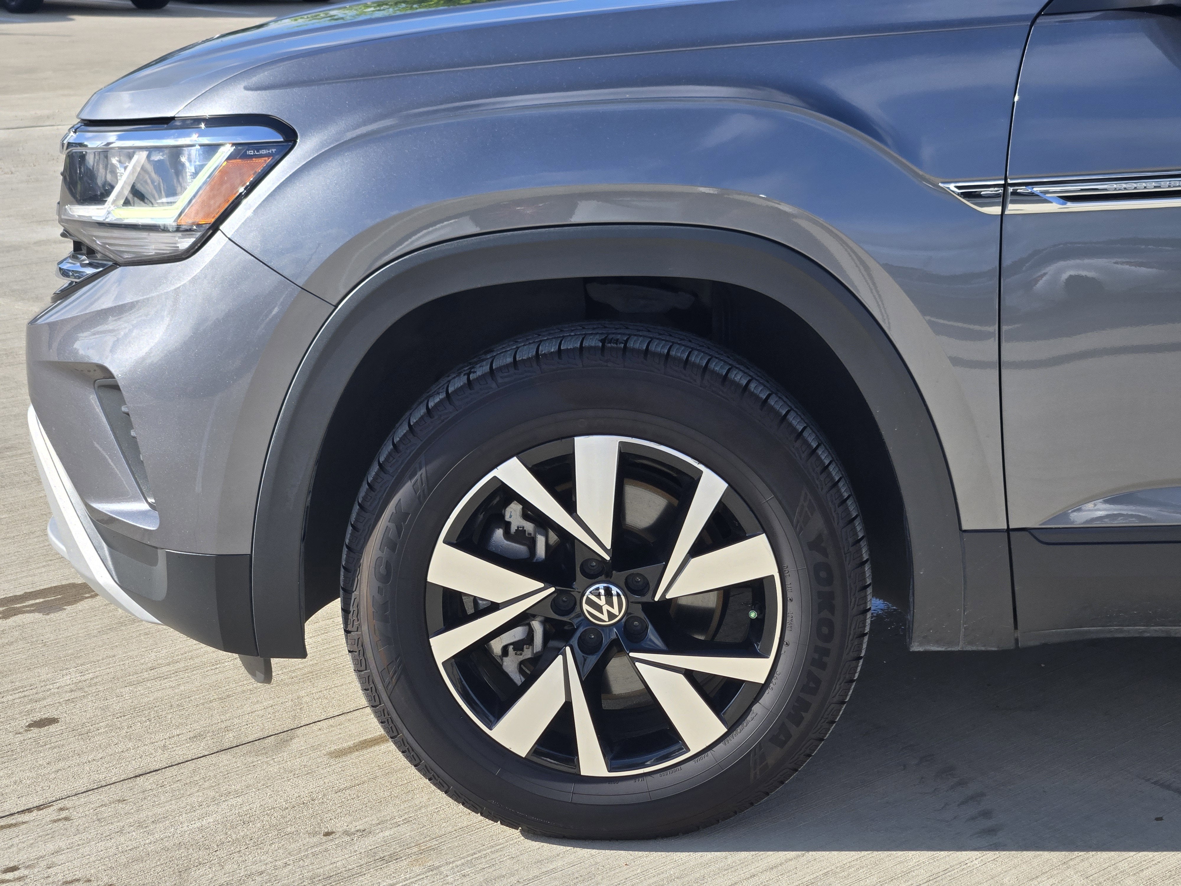 2022 Volkswagen Atlas Cross Sport 2.0T SE