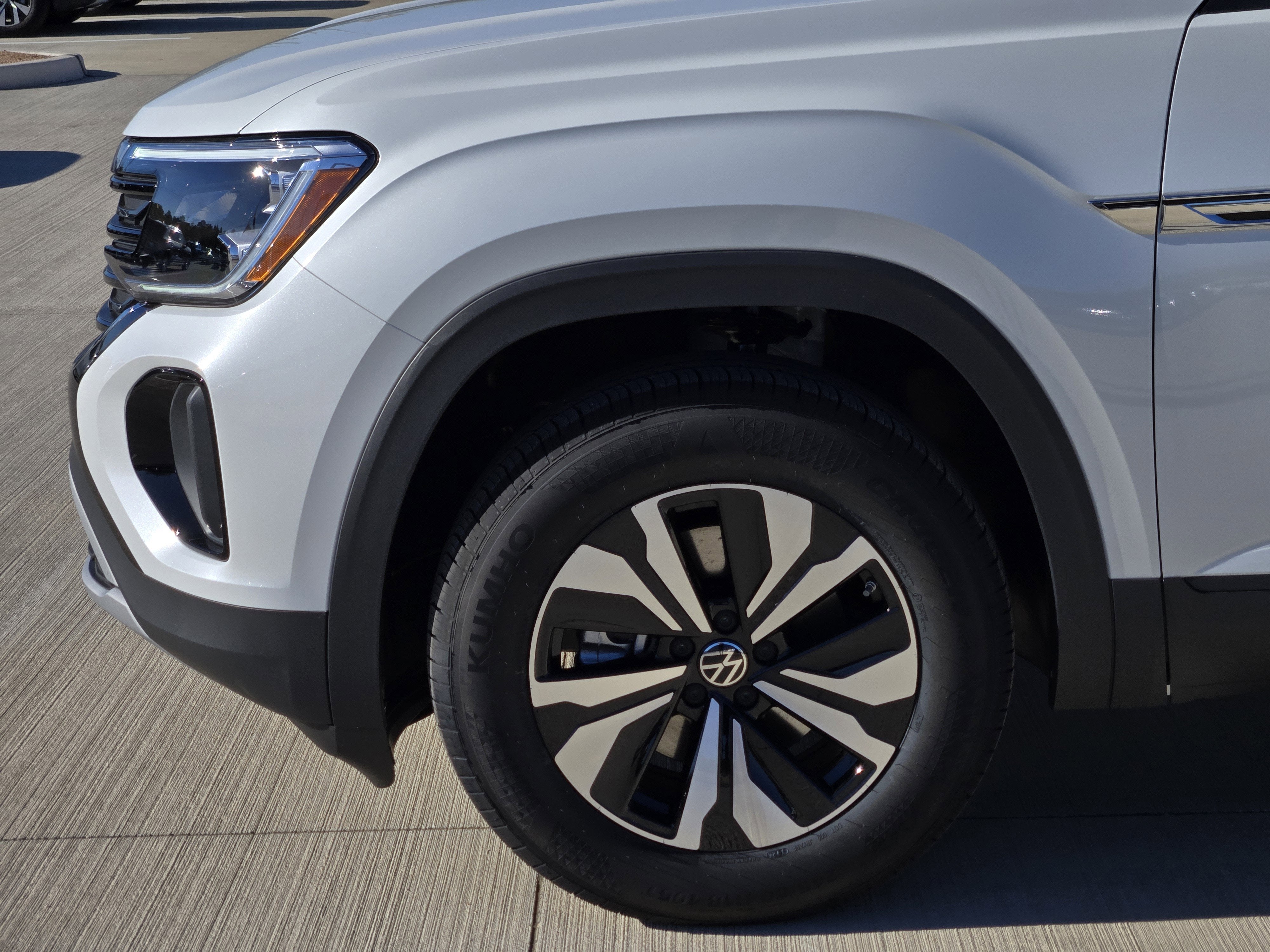 2026 Volkswagen Atlas Cross Sport 2.0T SE