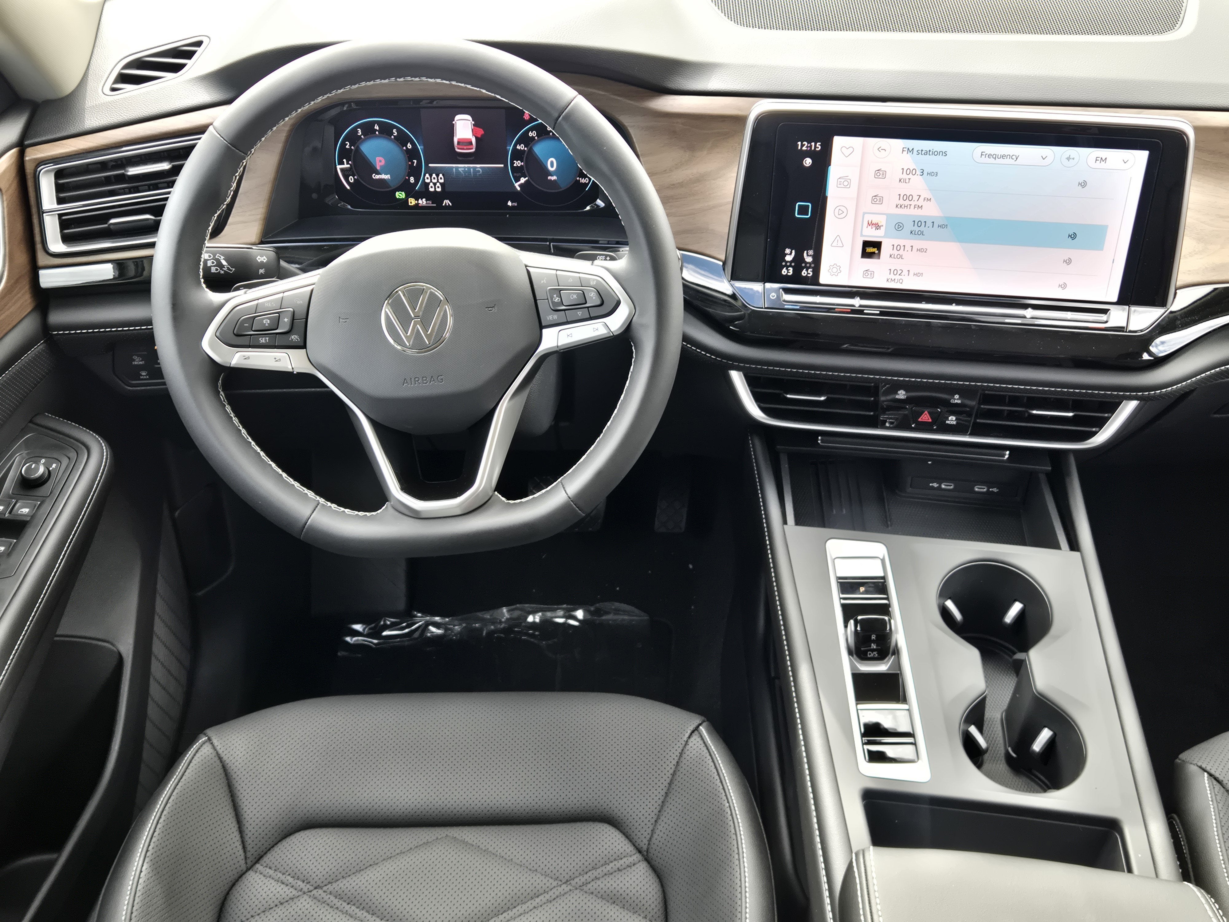 2026 Volkswagen Atlas 2.0T SE