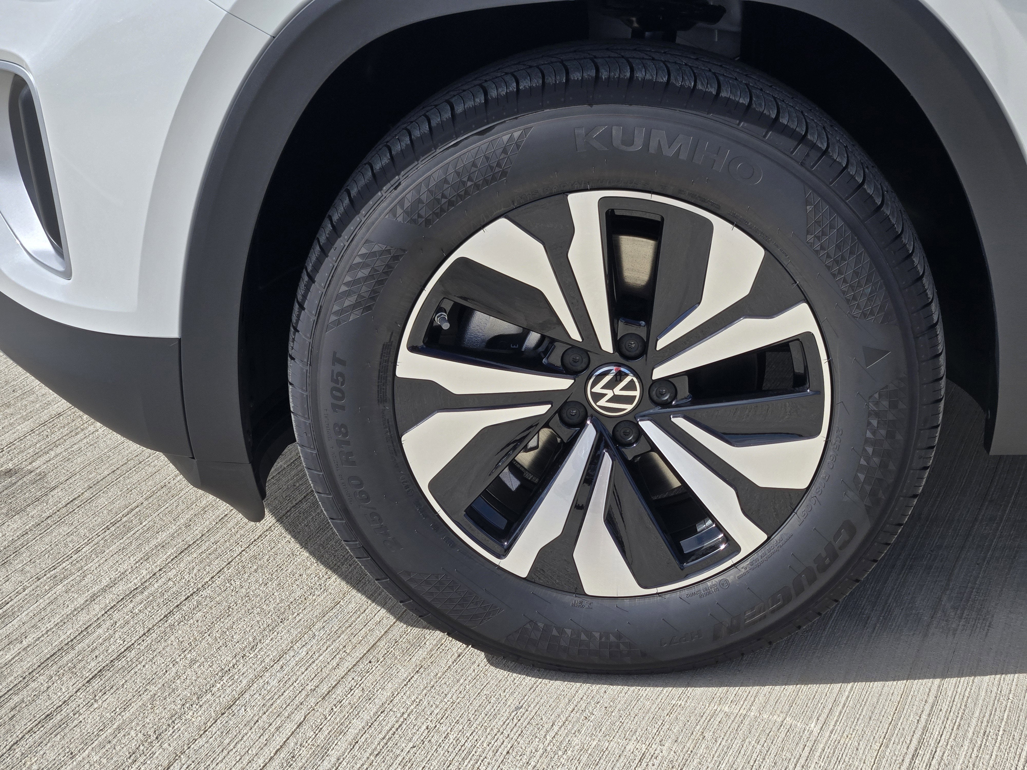 2026 Volkswagen Atlas 2.0T SE