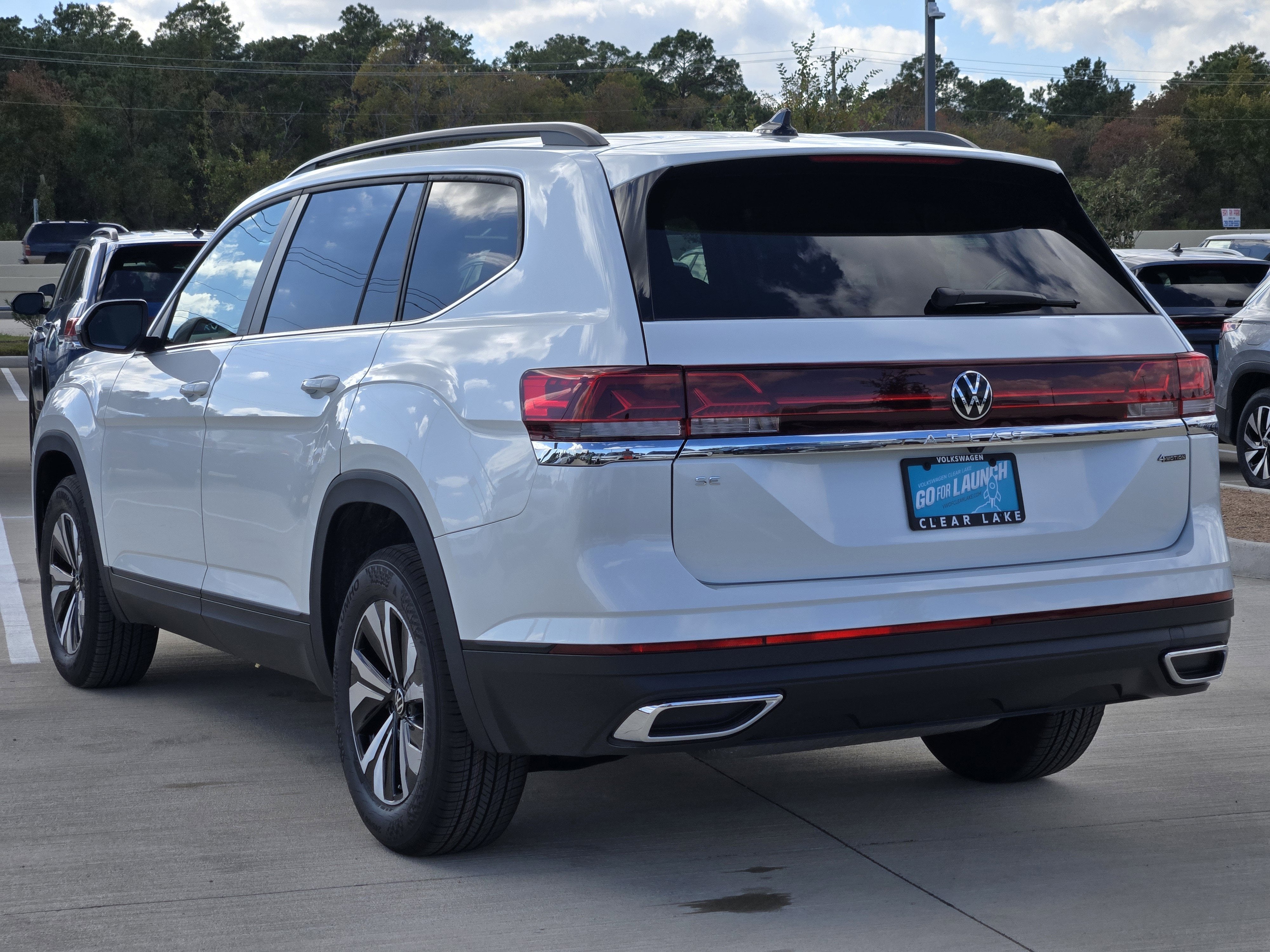 2026 Volkswagen Atlas 2.0T SE