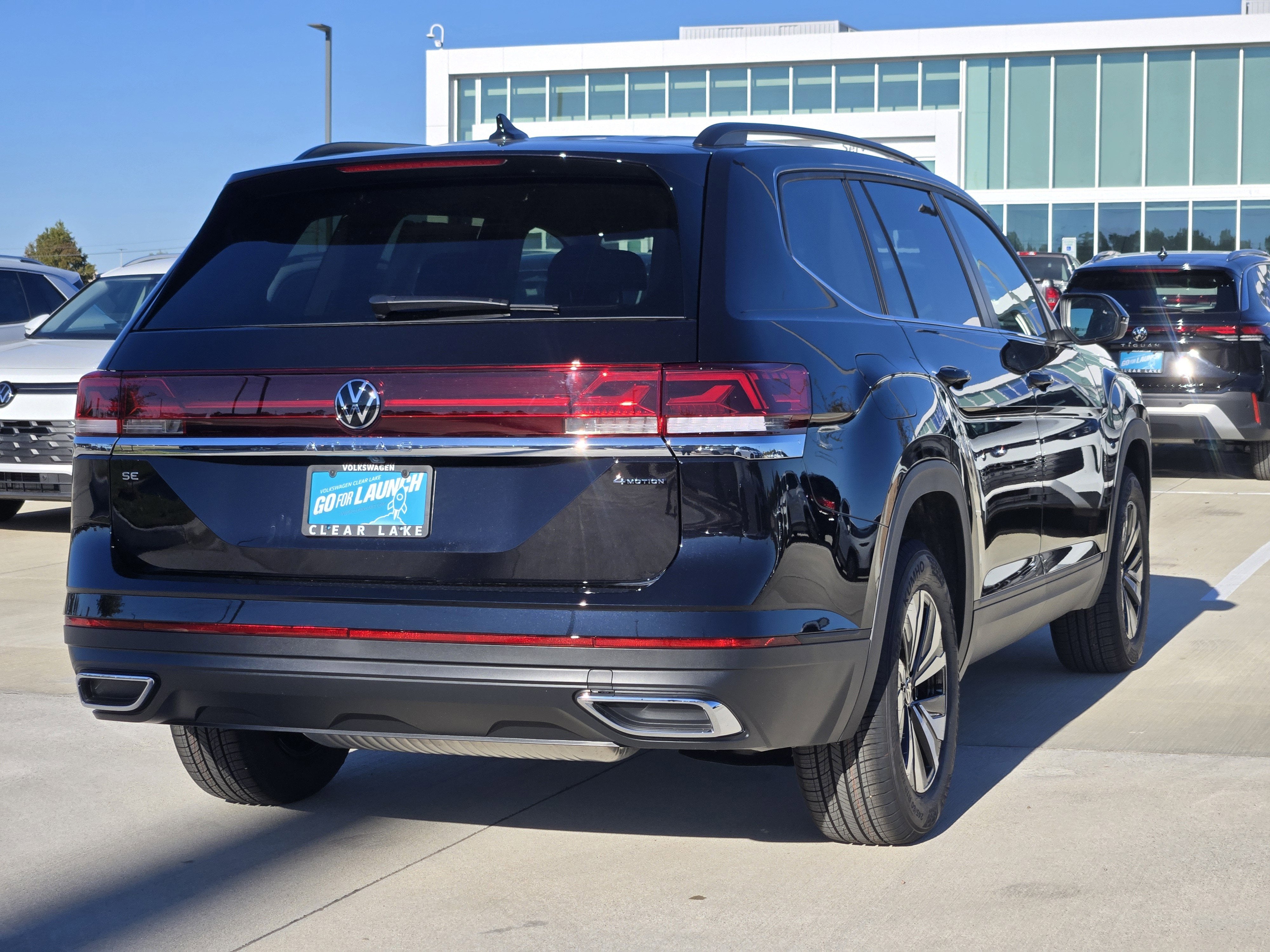 2026 Volkswagen Atlas 2.0T SE