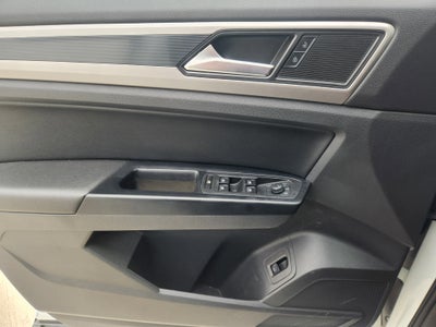 2021 Volkswagen Atlas 3.6L V6 SE w/Technology R-Line