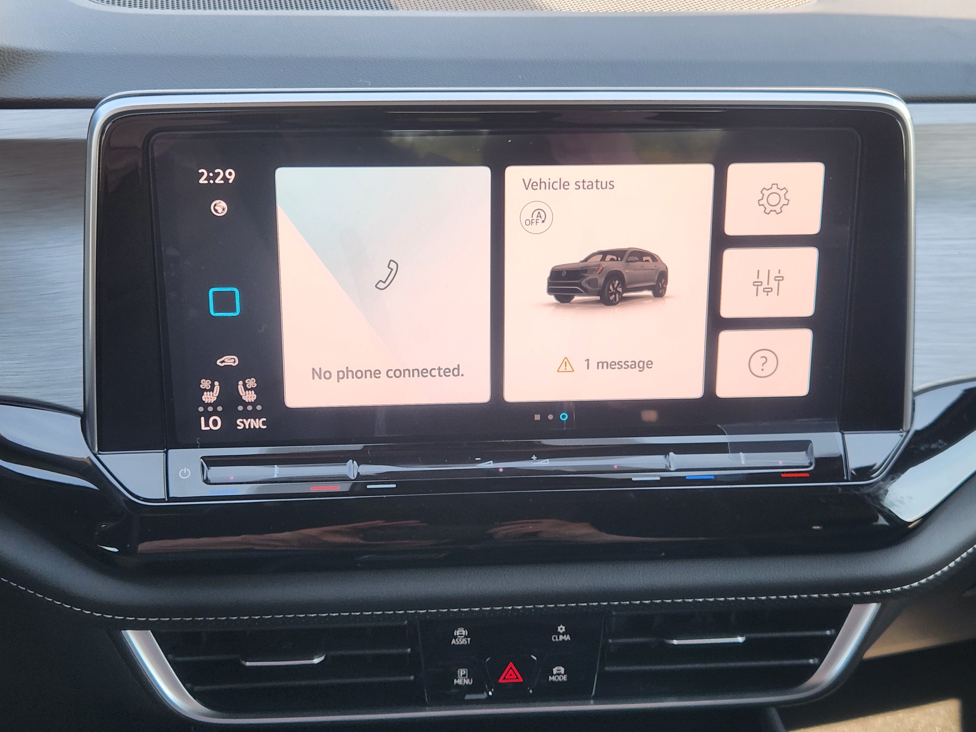 2026 Volkswagen Atlas Cross Sport 2.0T SE w/Technology