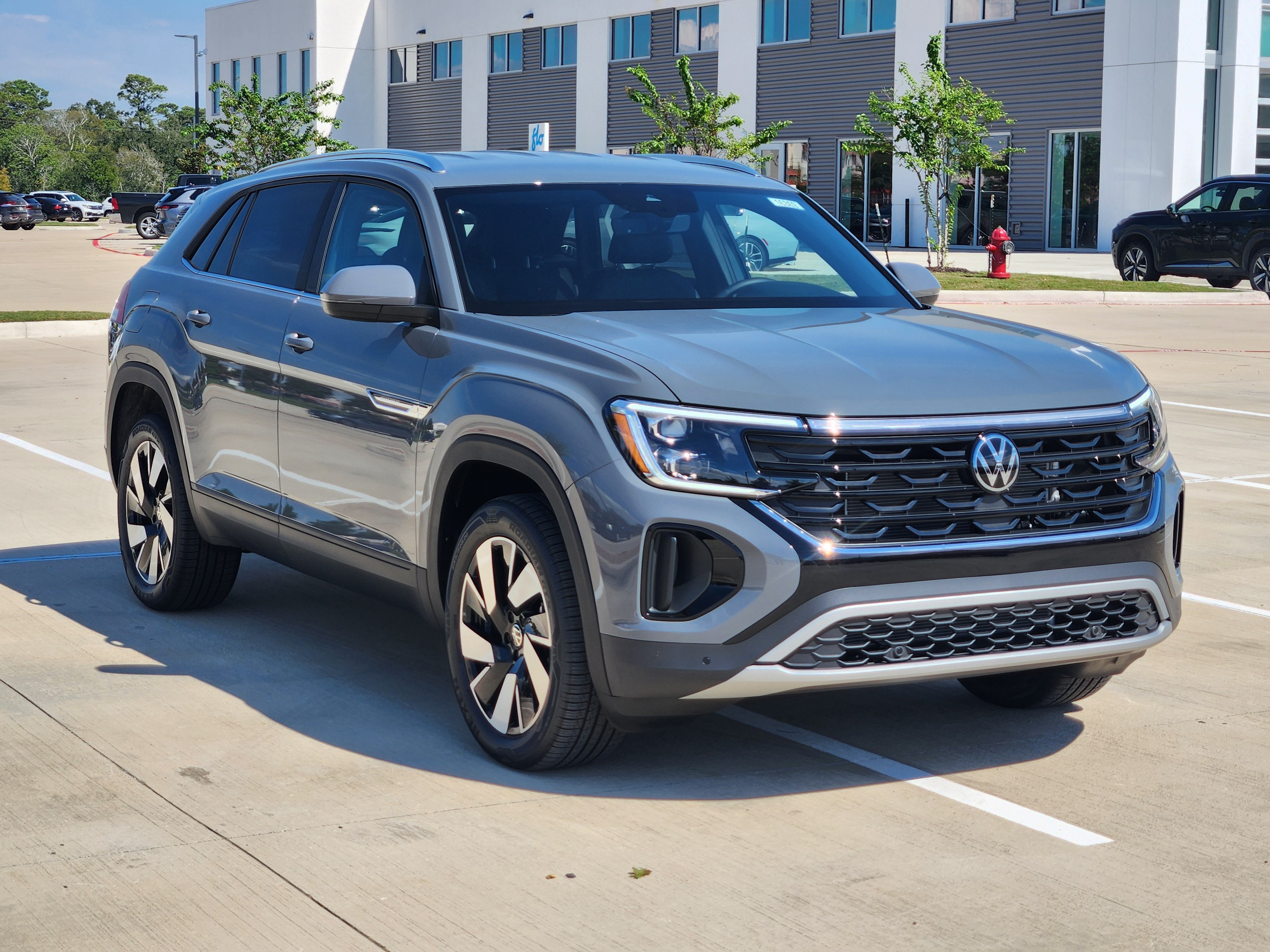 2026 Volkswagen Atlas Cross Sport 2.0T SE w/Technology