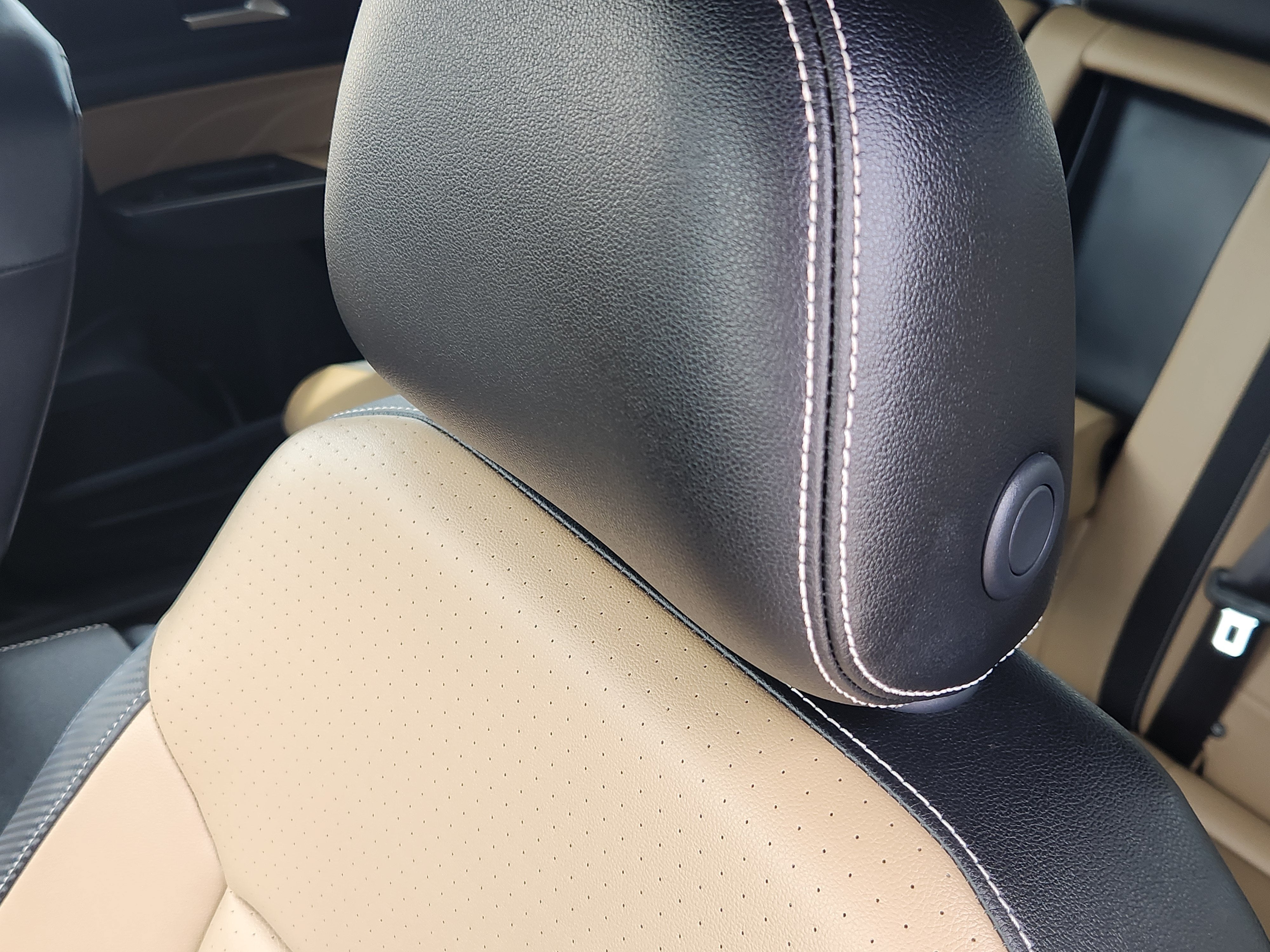 2022 Volkswagen Atlas Cross Sport 2.0T SE w/Technology