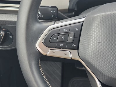 2022 Volkswagen Atlas Cross Sport 2.0T SE w/Technology
