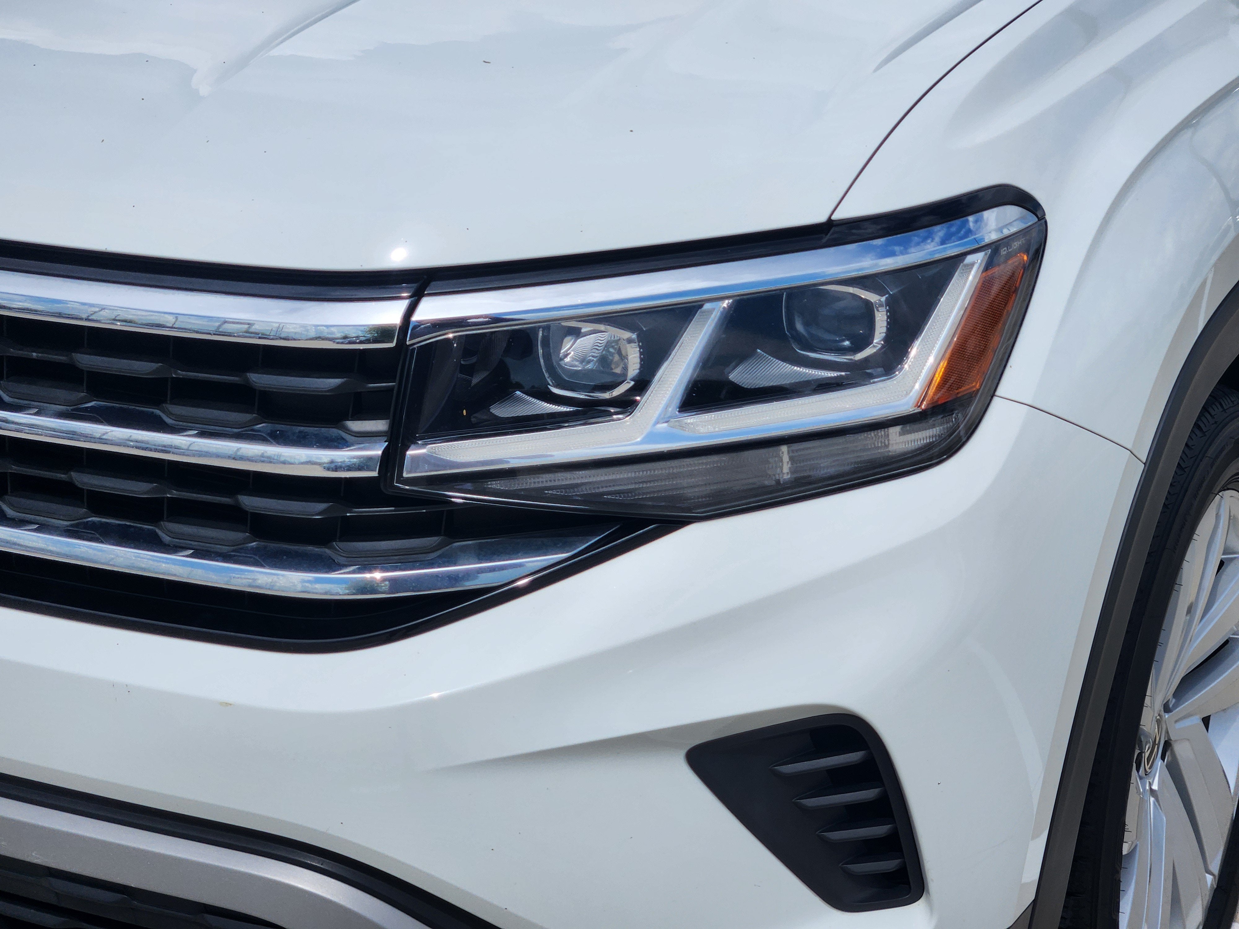 2022 Volkswagen Atlas Cross Sport 2.0T SE w/Technology