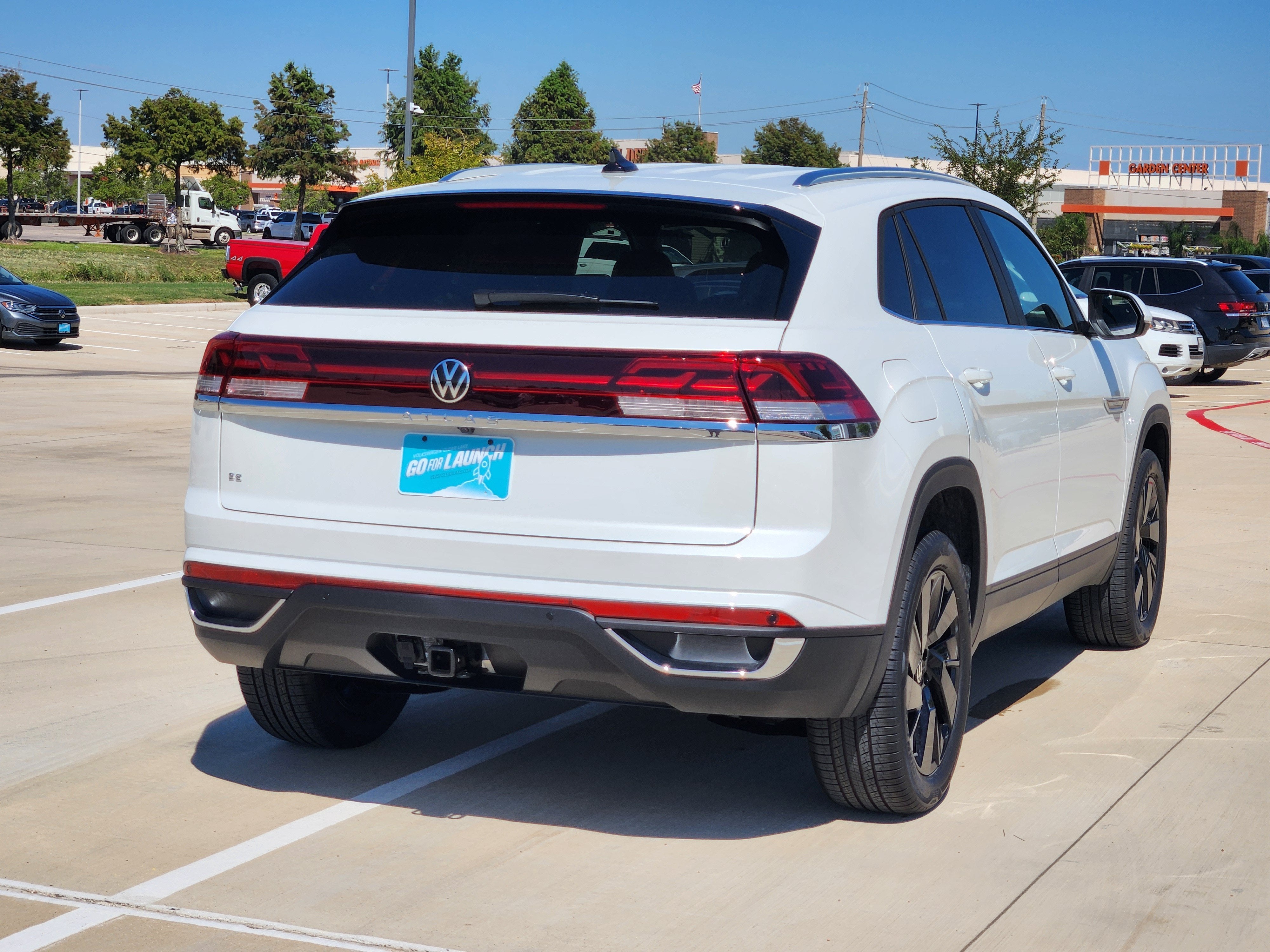 2026 Volkswagen Atlas Cross Sport 2.0T SE w/Technology