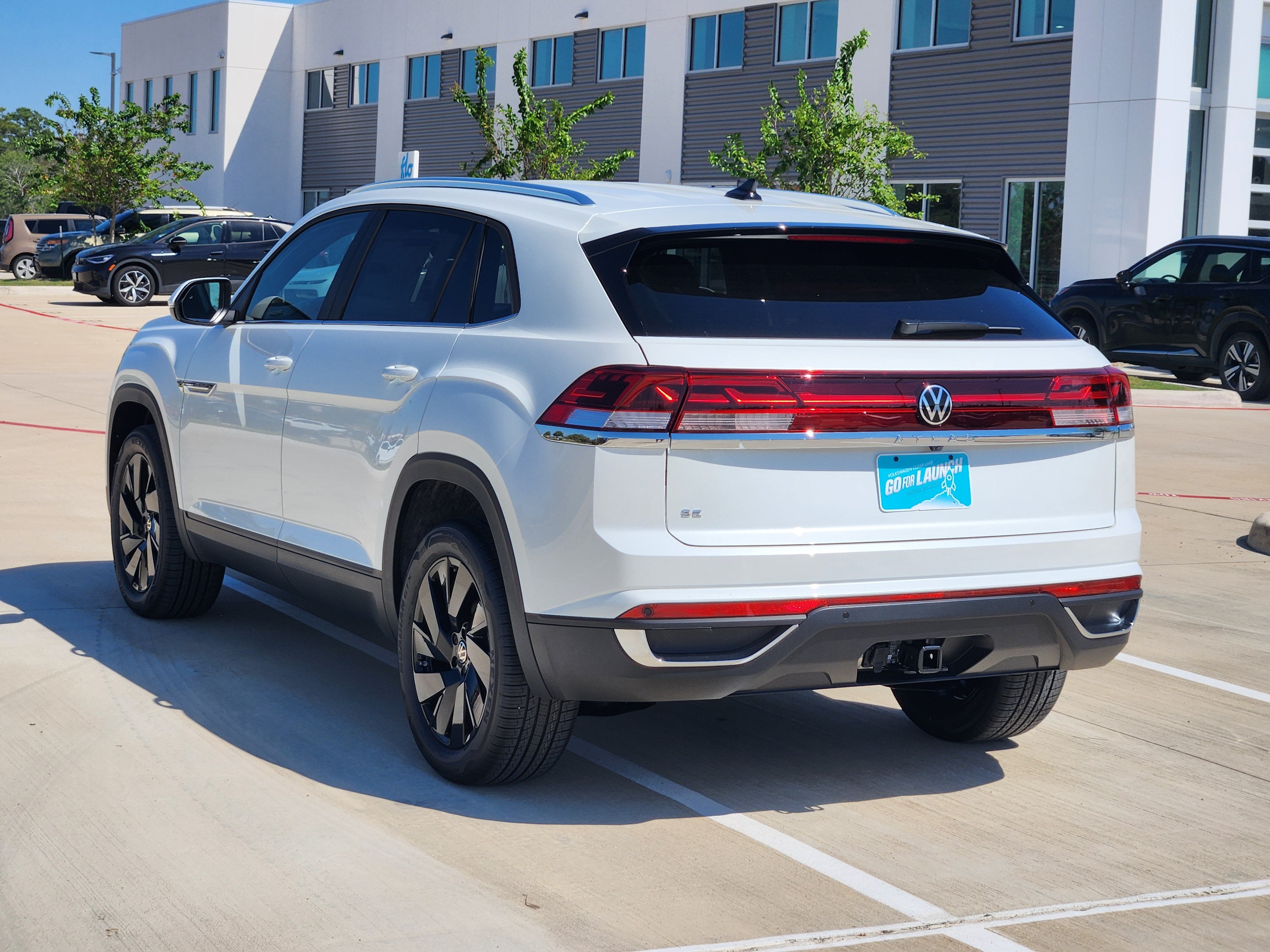 2026 Volkswagen Atlas Cross Sport 2.0T SE w/Technology