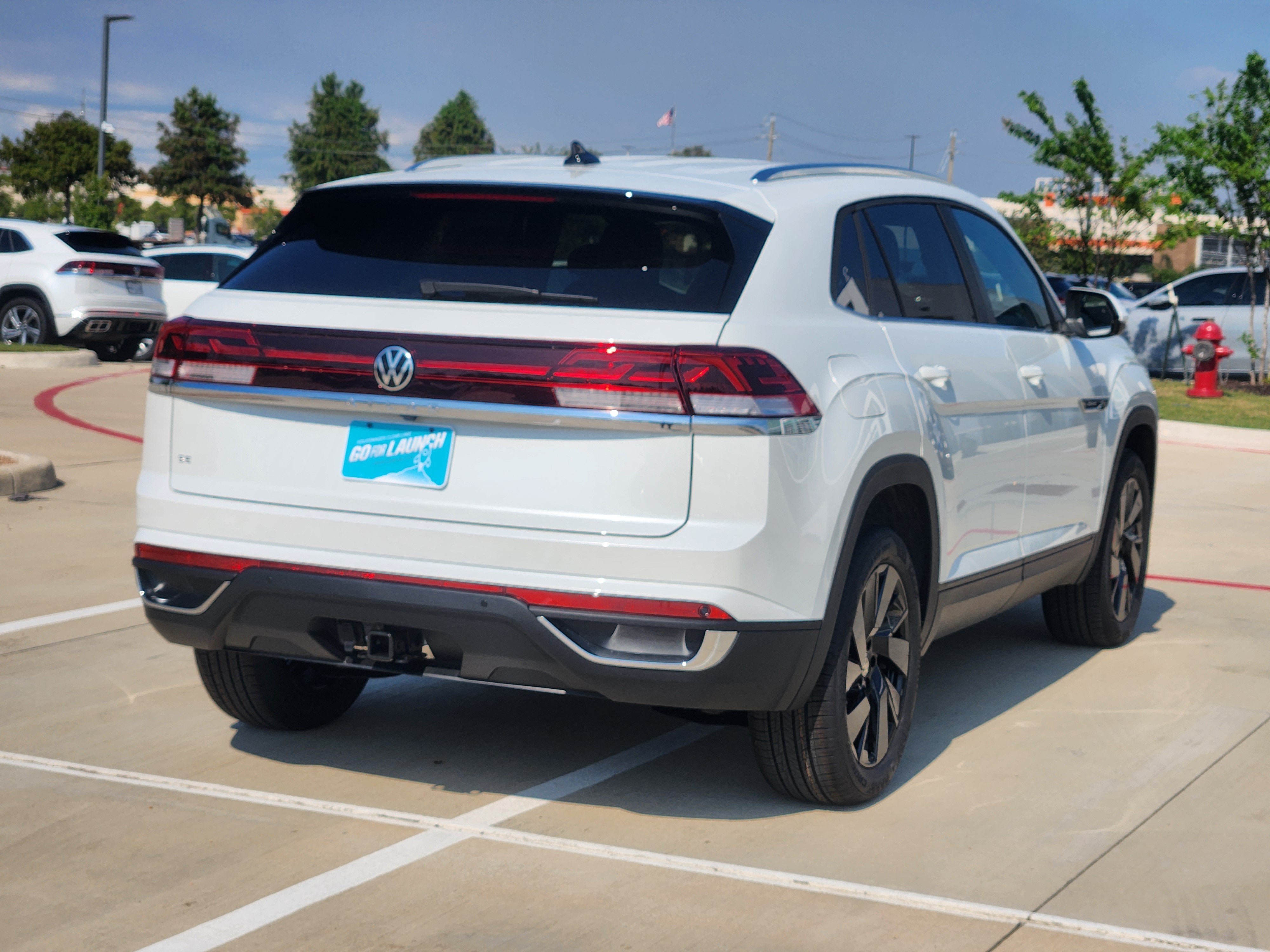 2026 Volkswagen Atlas Cross Sport 2.0T SE w/Technology
