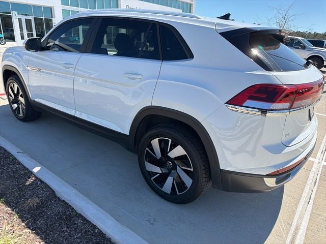 2024 Volkswagen Atlas Cross Sport 2.0T SE w/Technology