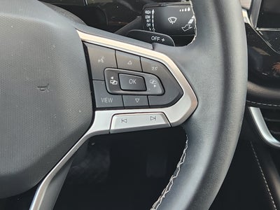 2024 Volkswagen Atlas Cross Sport 2.0T SE w/Technology