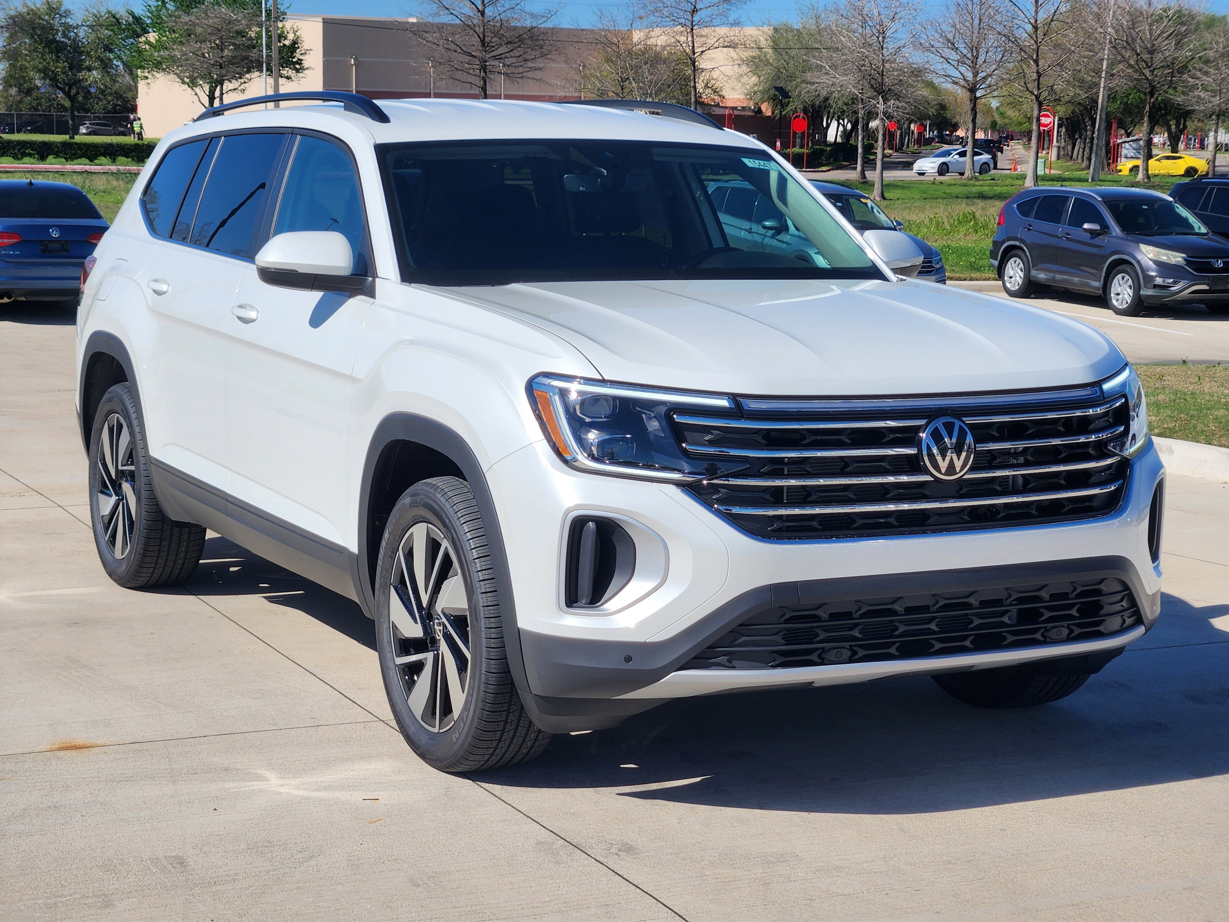 2026 Volkswagen Atlas 2.0T SE w/Technology