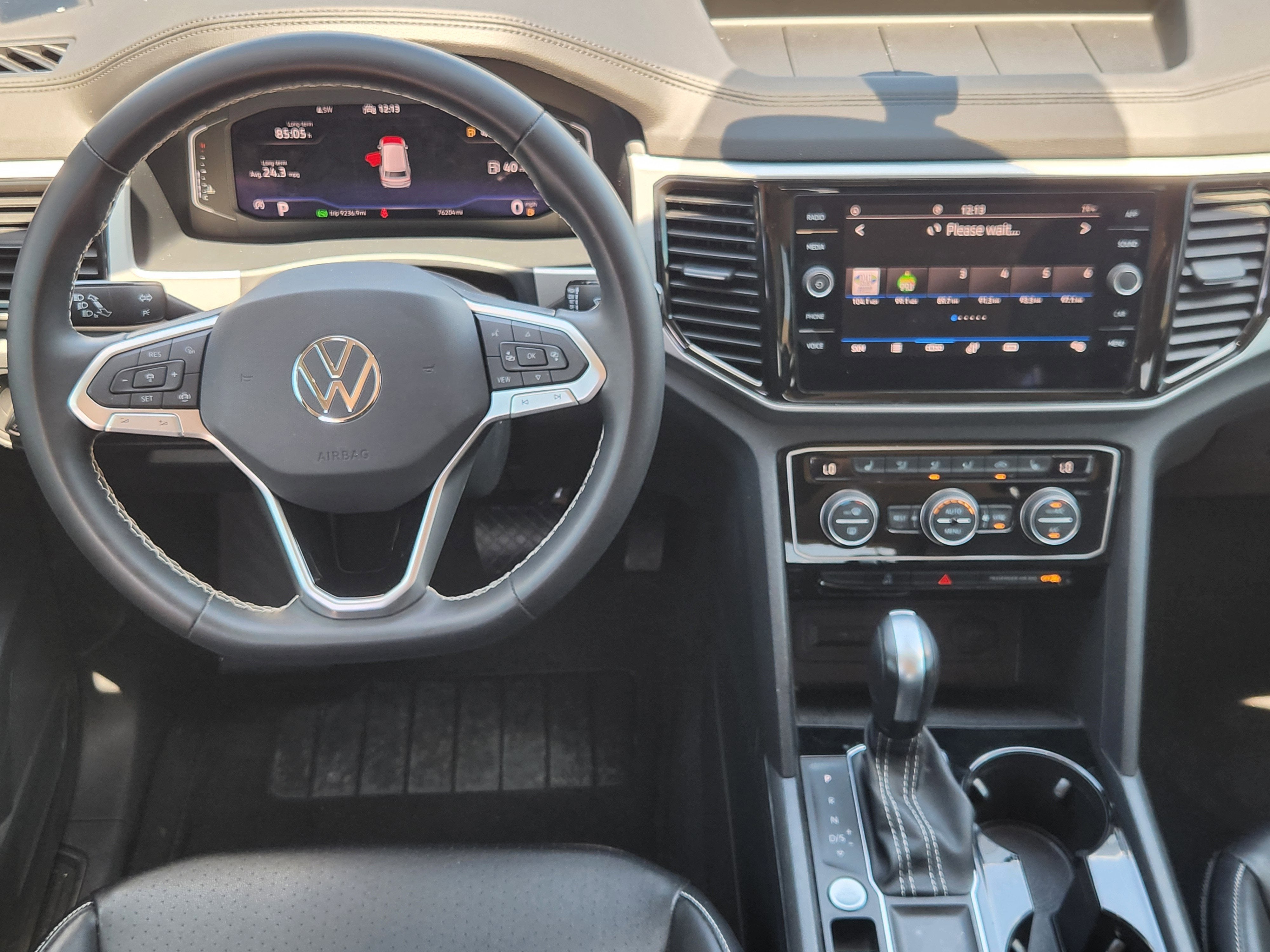 2023 Volkswagen Atlas 2.0T SE w/Technology