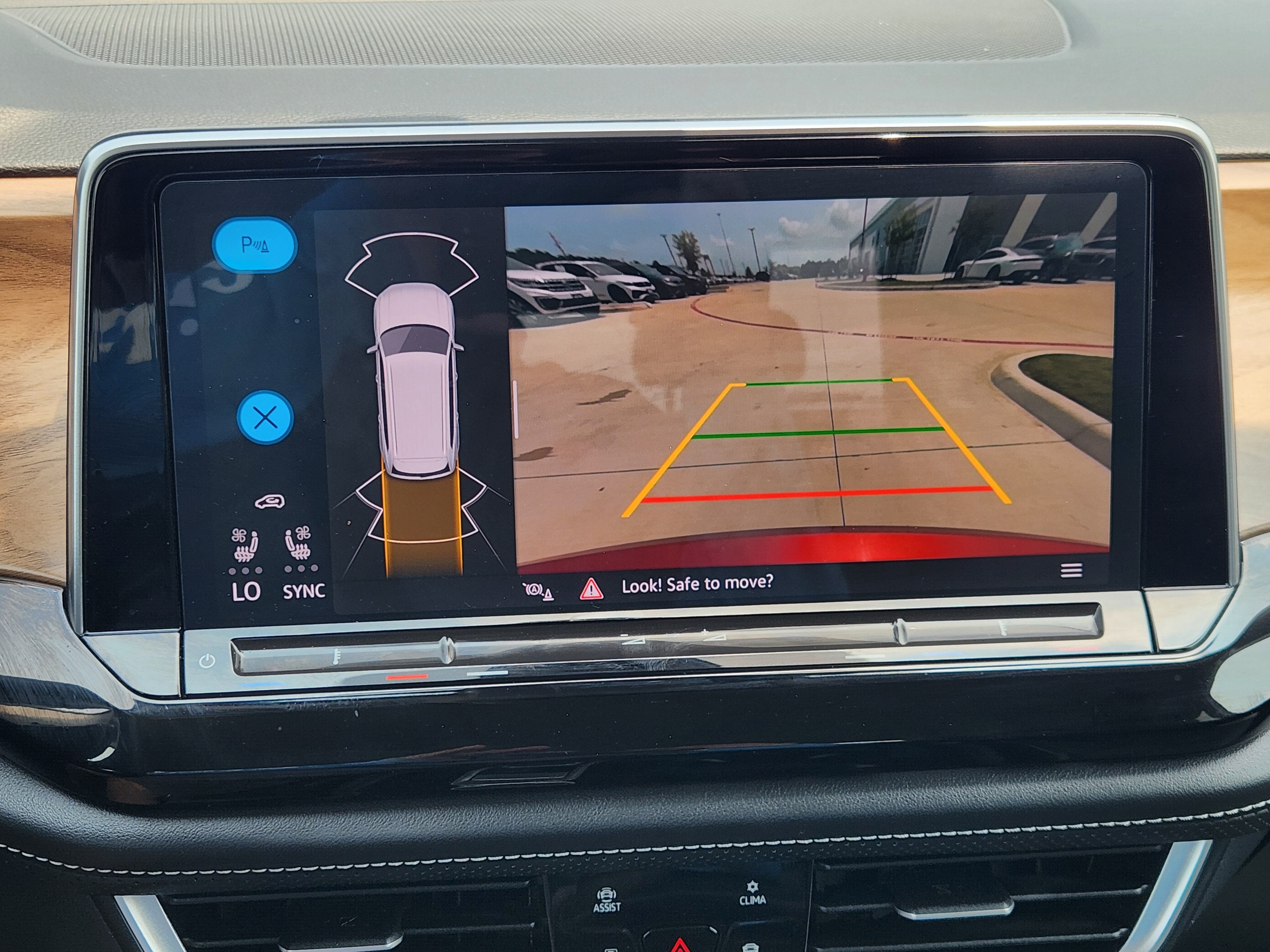 2024 Volkswagen Atlas 2.0T SE w/Technology