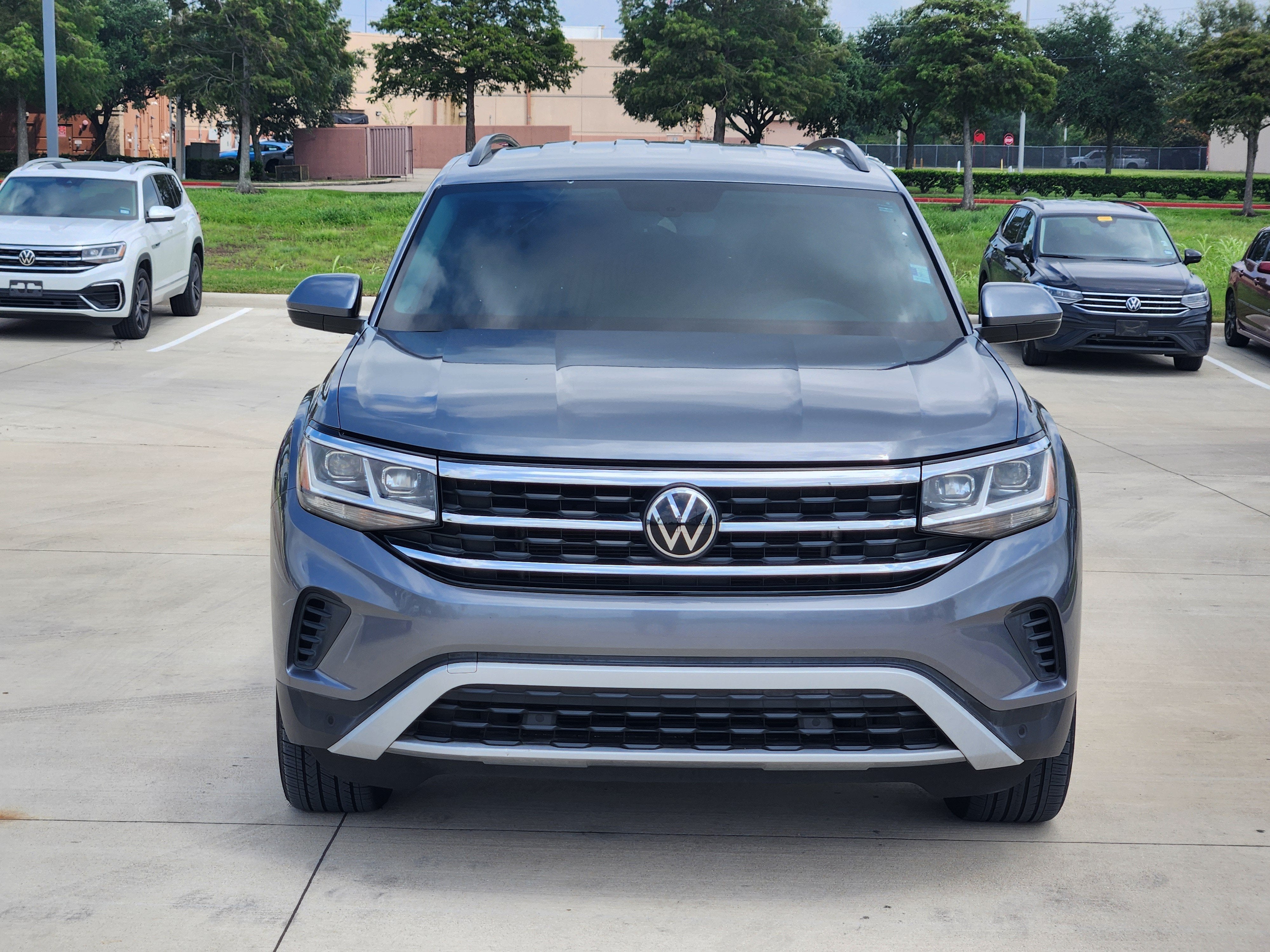 2023 Volkswagen Atlas 3.6L V6 SE w/Technology