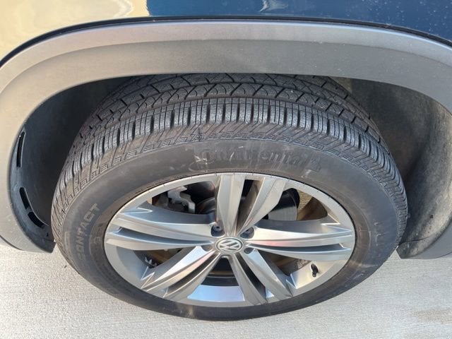 2019 Volkswagen Atlas 3.6L V6 SE w/Technology R-Line