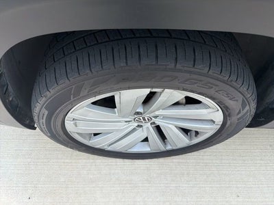 2020 Volkswagen Atlas Cross Sport Base