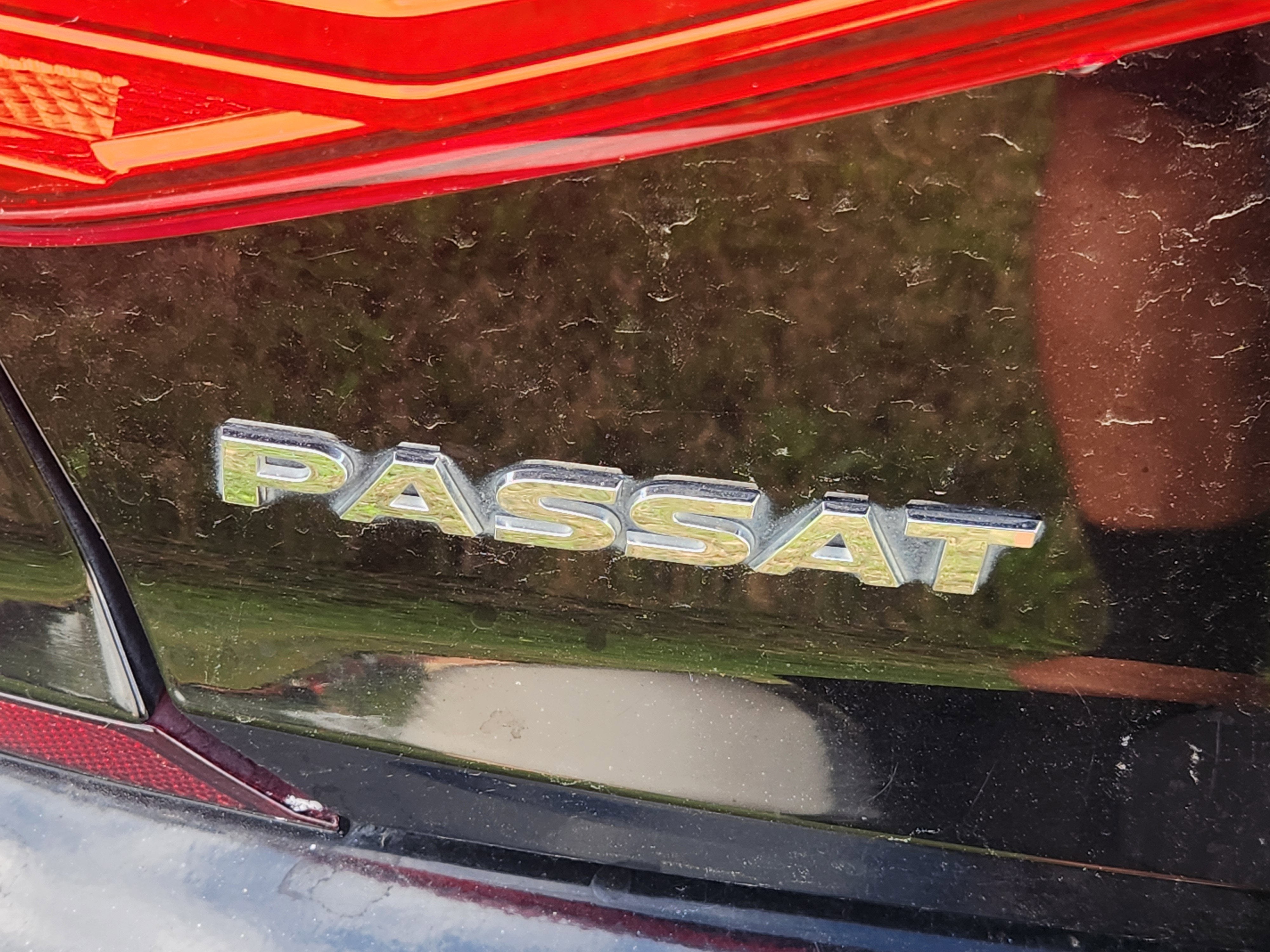 2016 Volkswagen Passat 1.8T R-Line