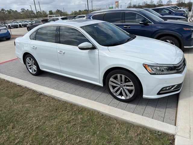 2018 Volkswagen Passat 2.0T SE w/Technology