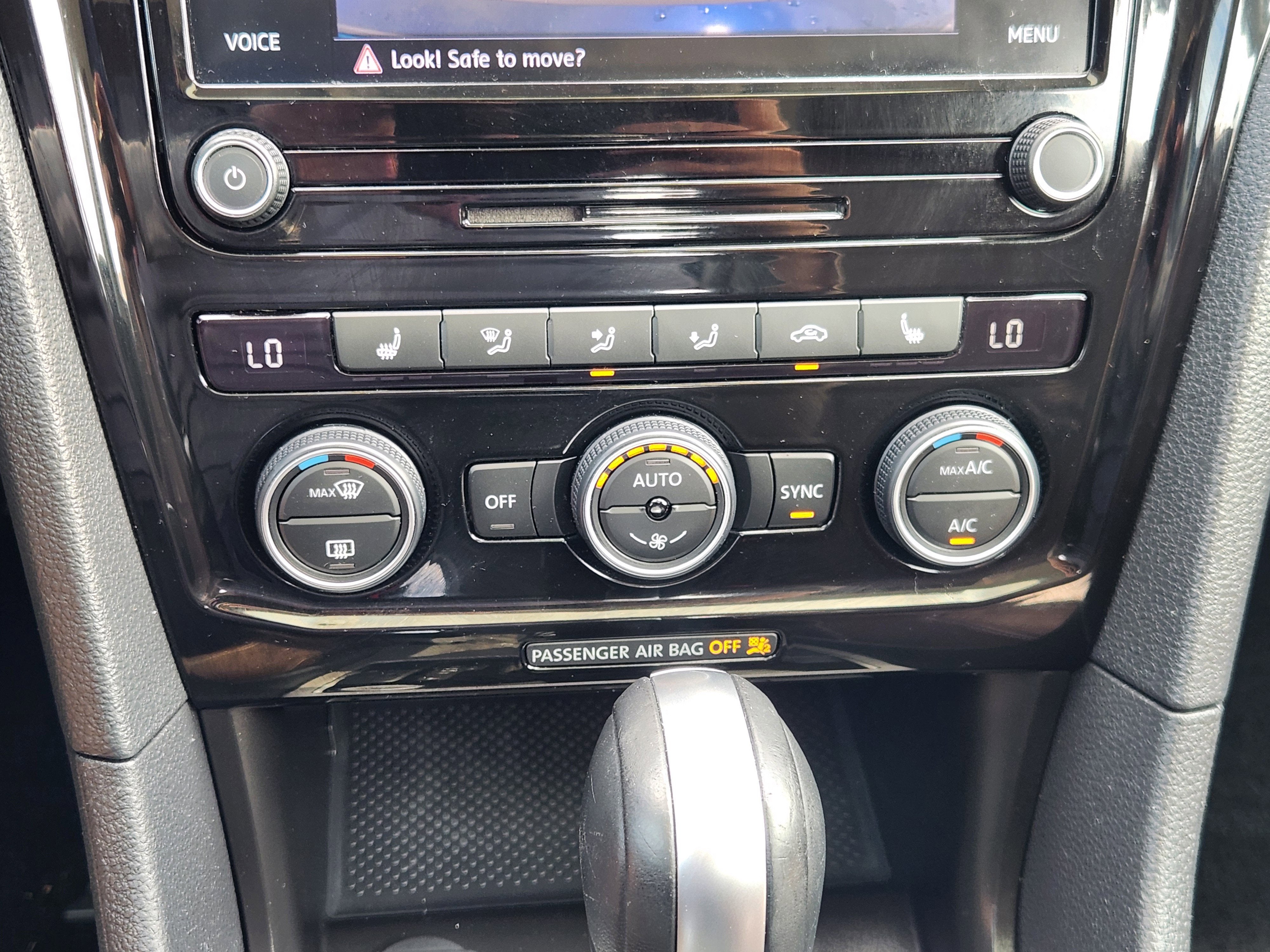 2022 Volkswagen Passat 2.0T SE