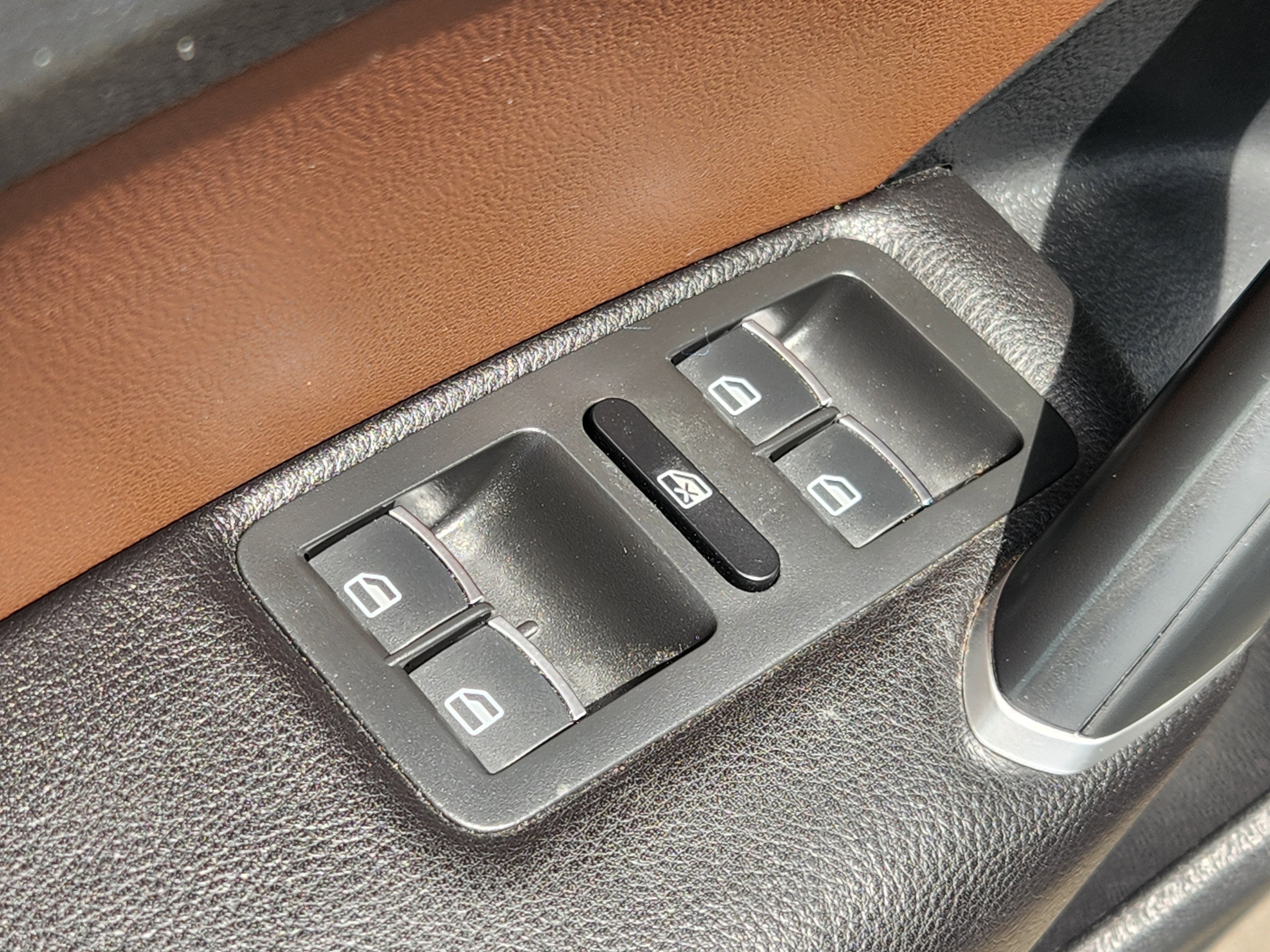 2022 Volkswagen Passat 2.0T SE