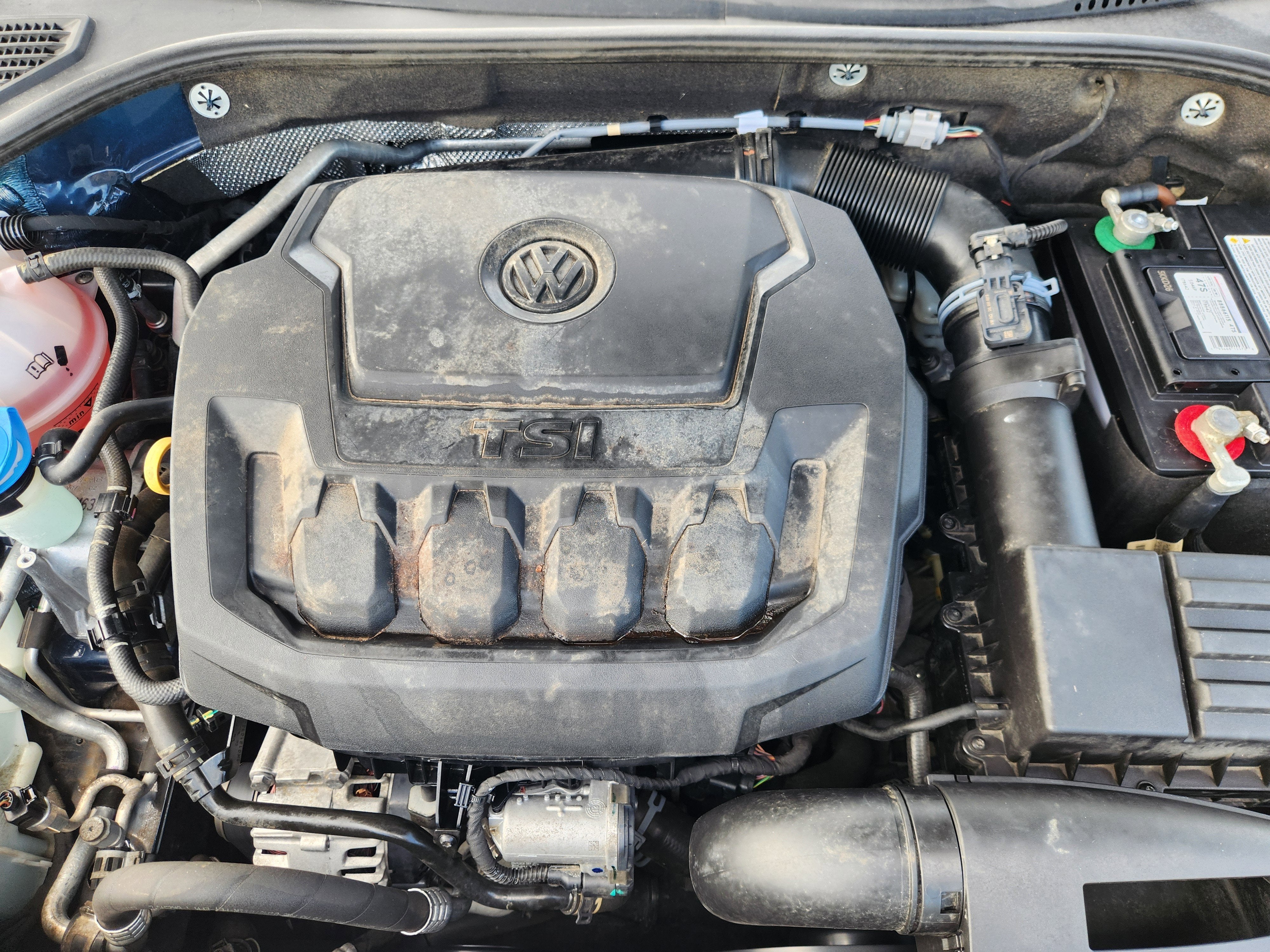 2022 Volkswagen Passat 2.0T SE
