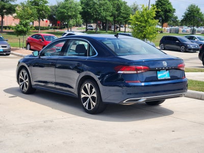 2022 Volkswagen Passat 2.0T SE