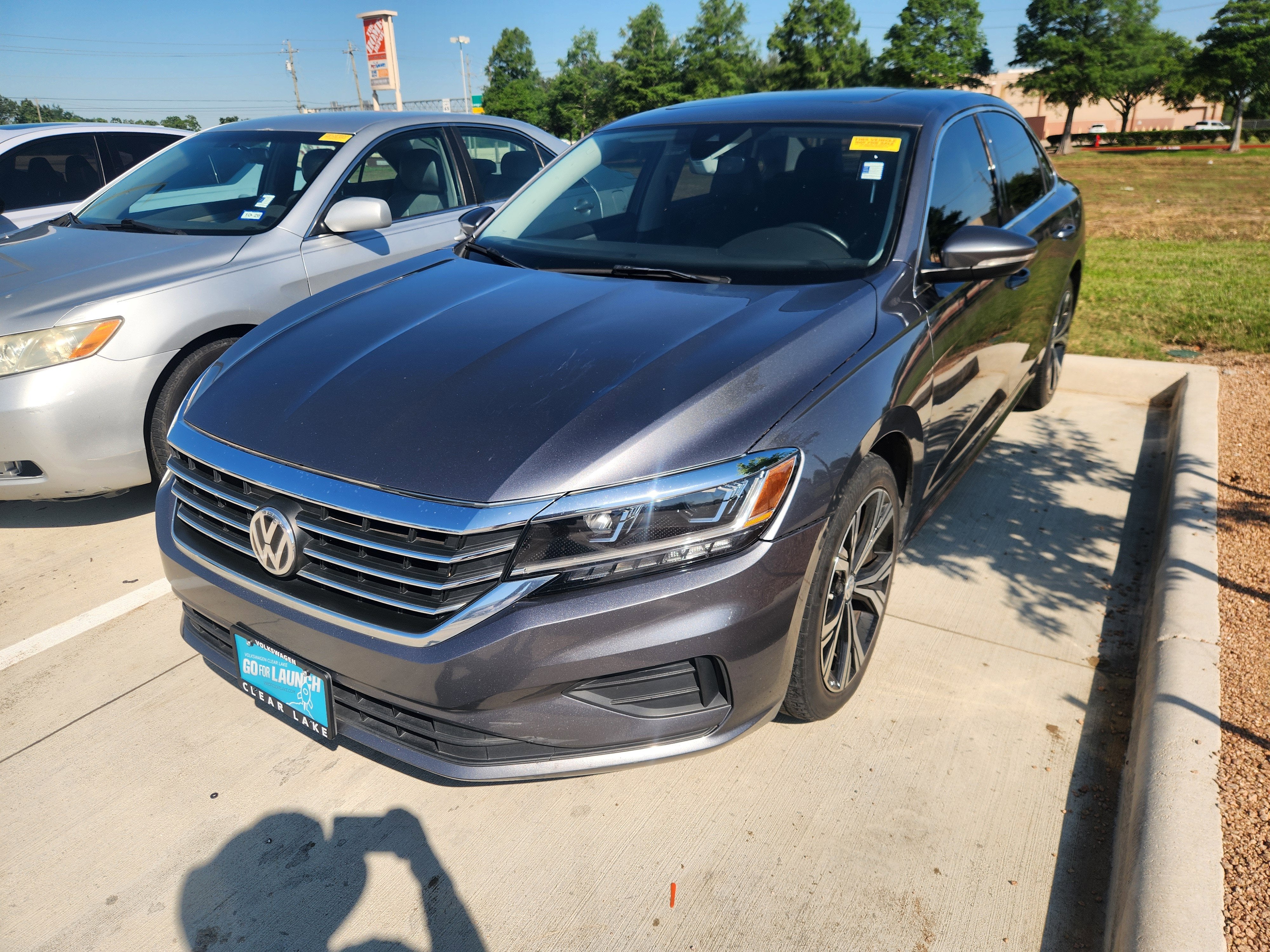 2022 Volkswagen Passat 2.0T SE