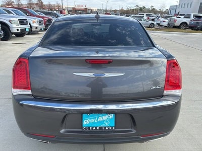 2019 Chrysler 300 Limited