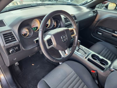 2013 Dodge Challenger SXT