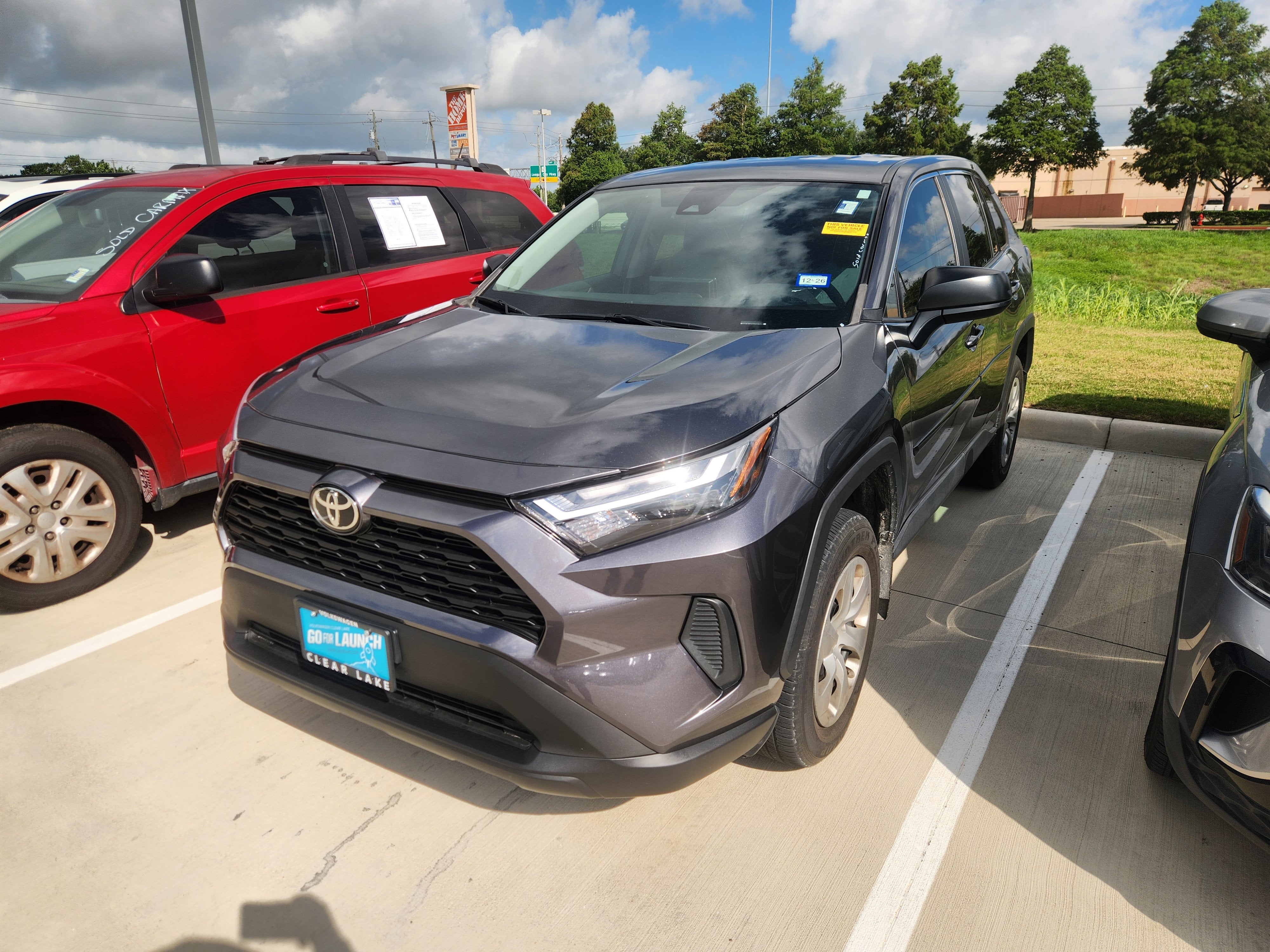 2023 Toyota RAV4 LE