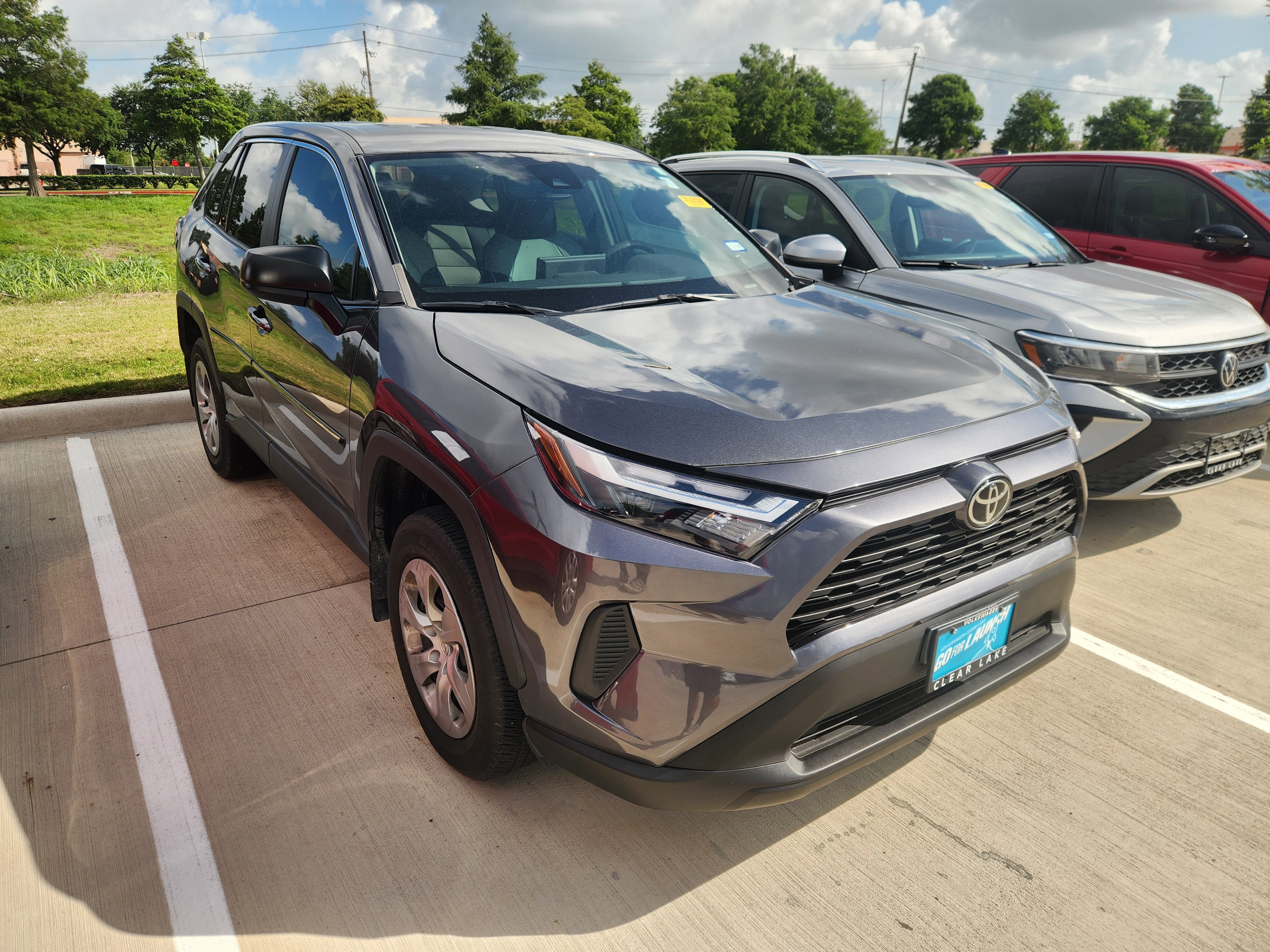 2023 Toyota RAV4 LE