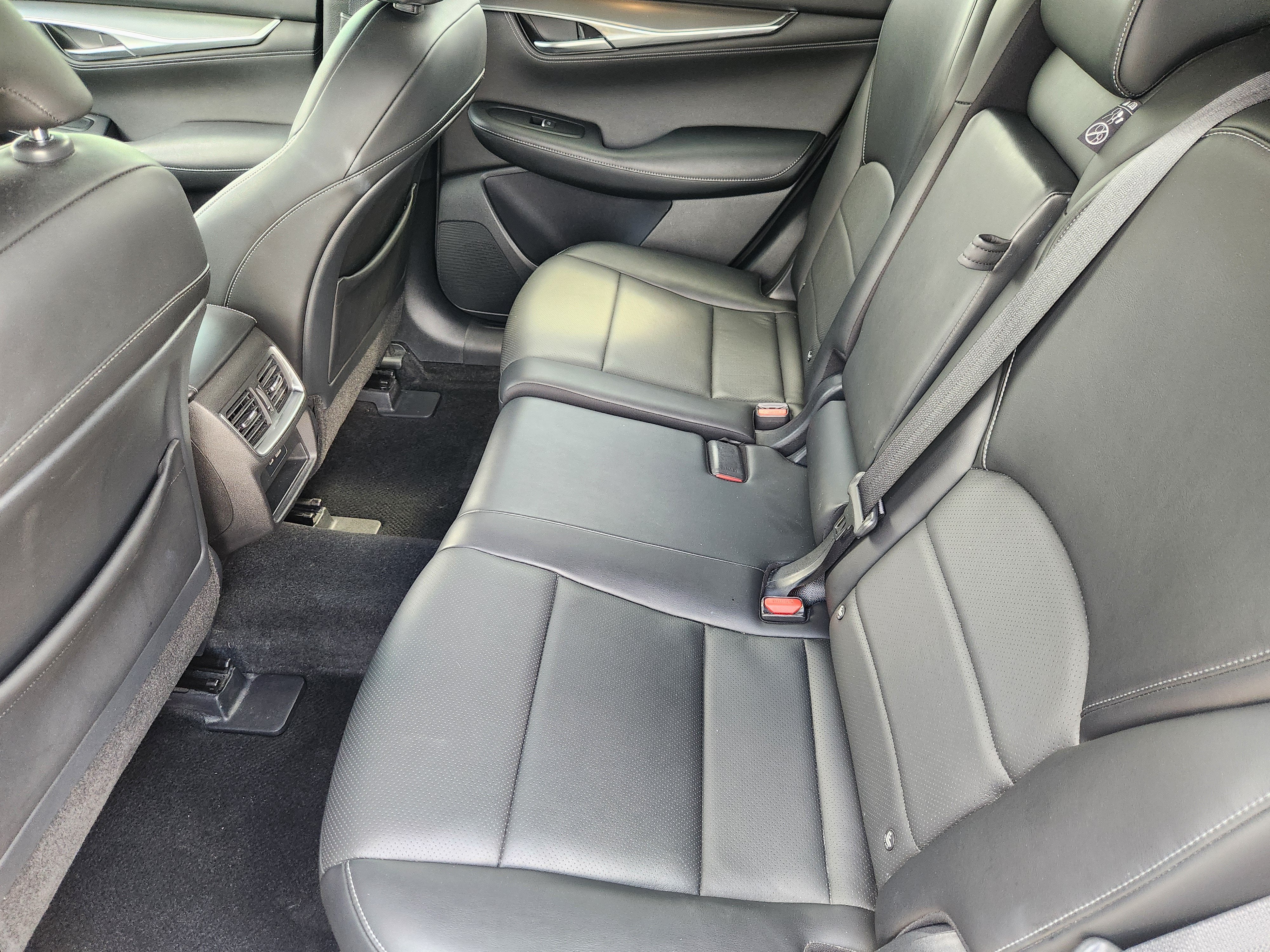 2023 INFINITI QX55 LUXE