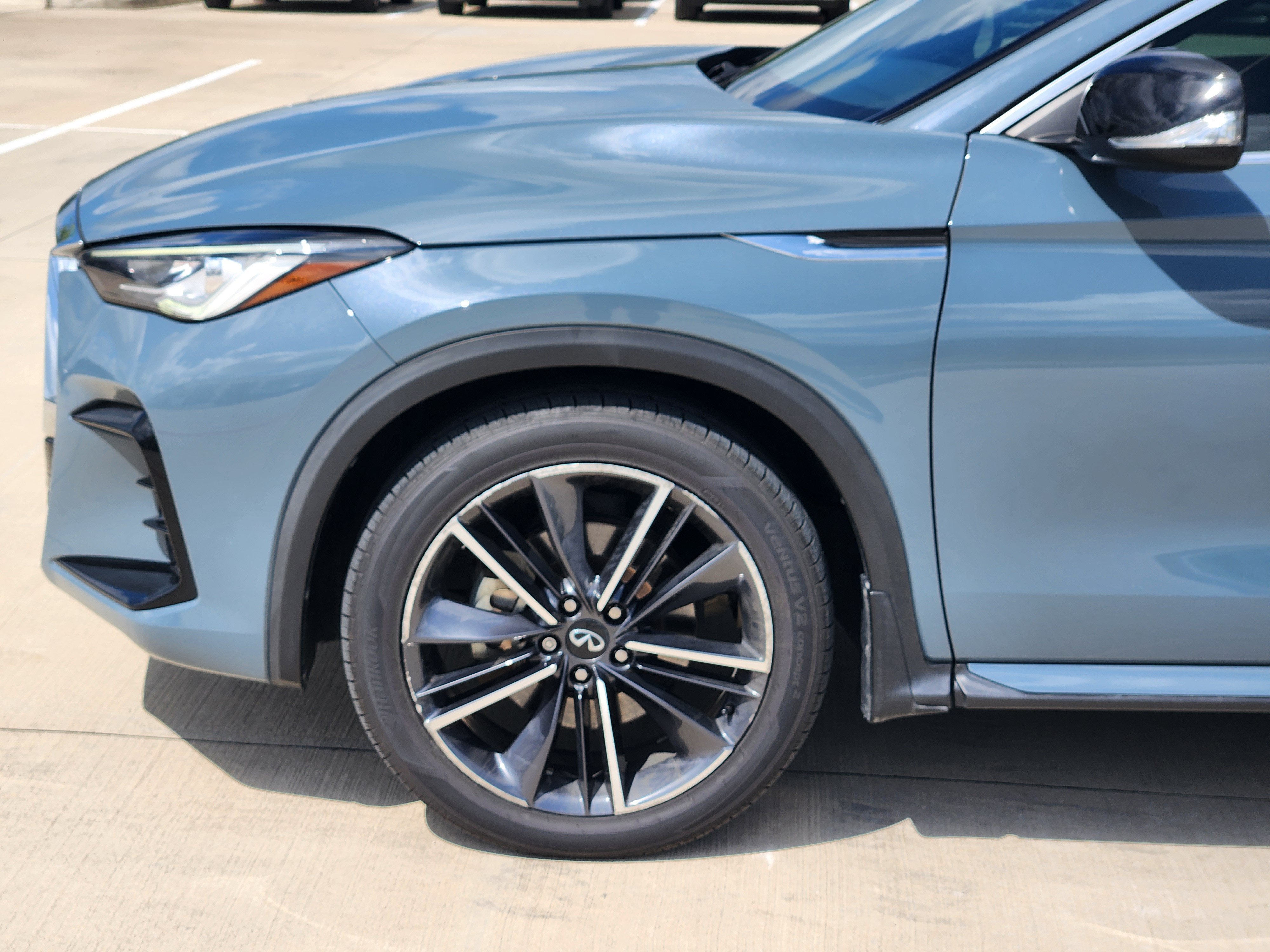 2023 INFINITI QX55 LUXE