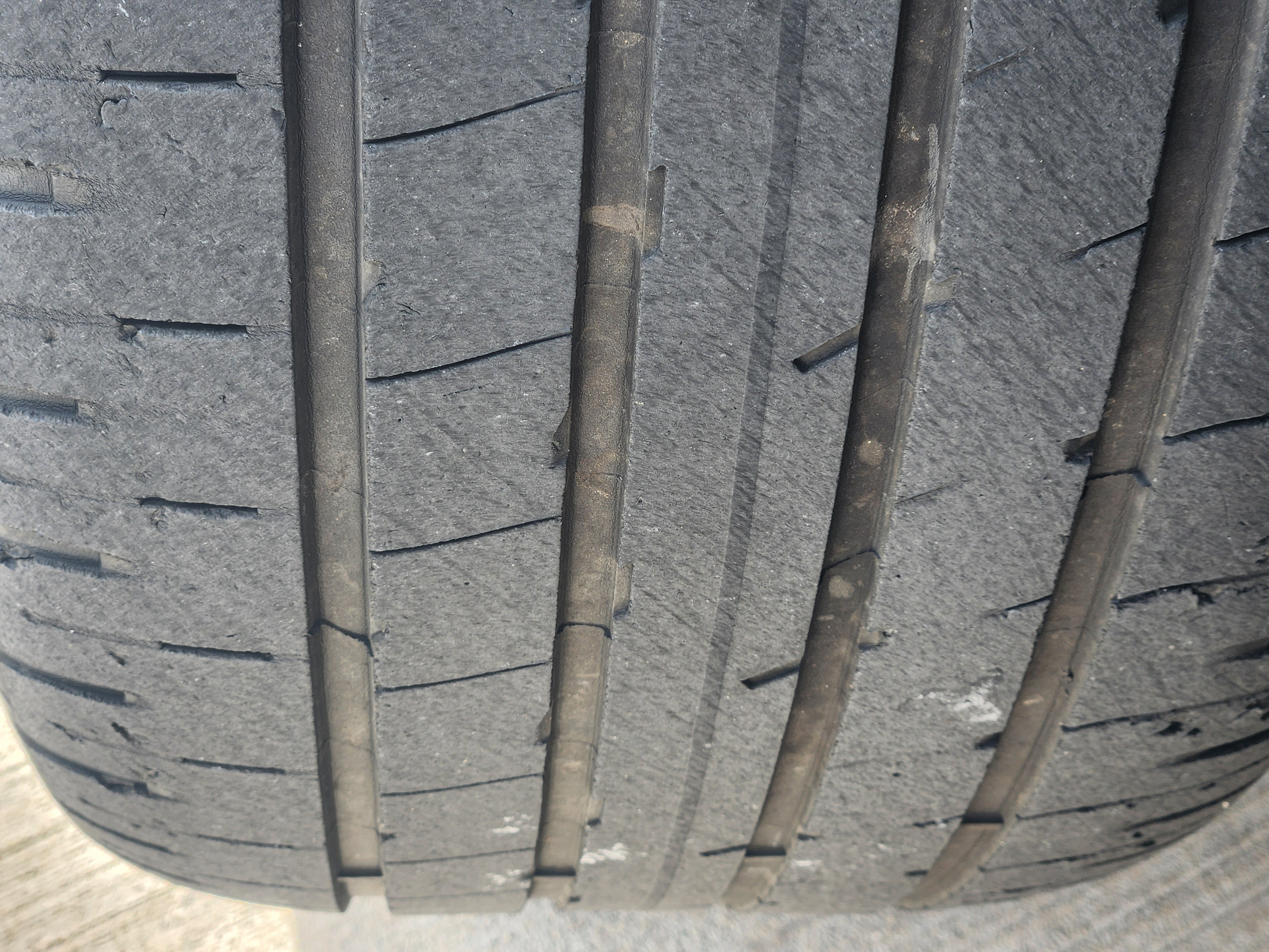 2021 Volkswagen Tiguan SE R-Line Black