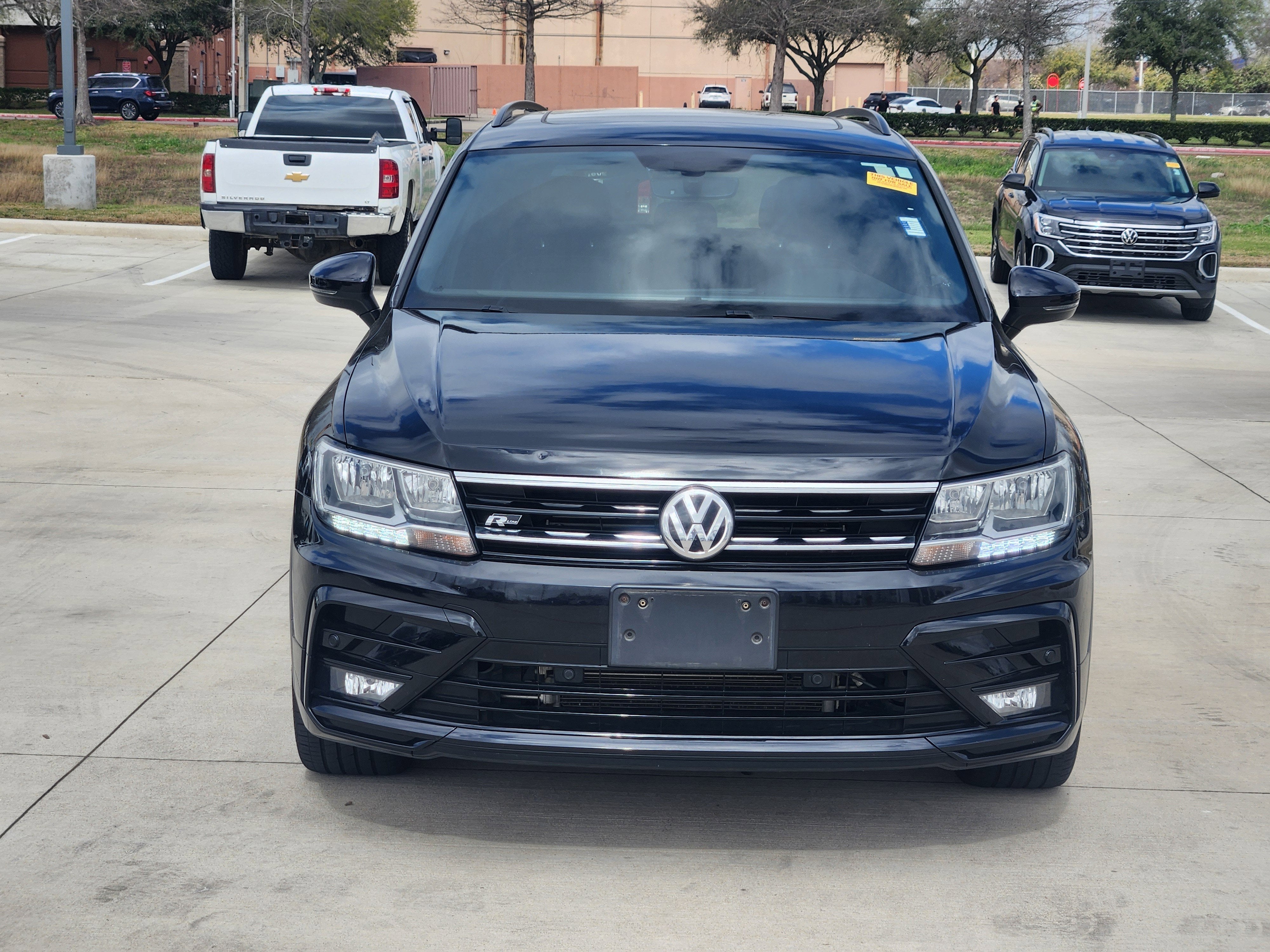 2021 Volkswagen Tiguan SE R-Line Black