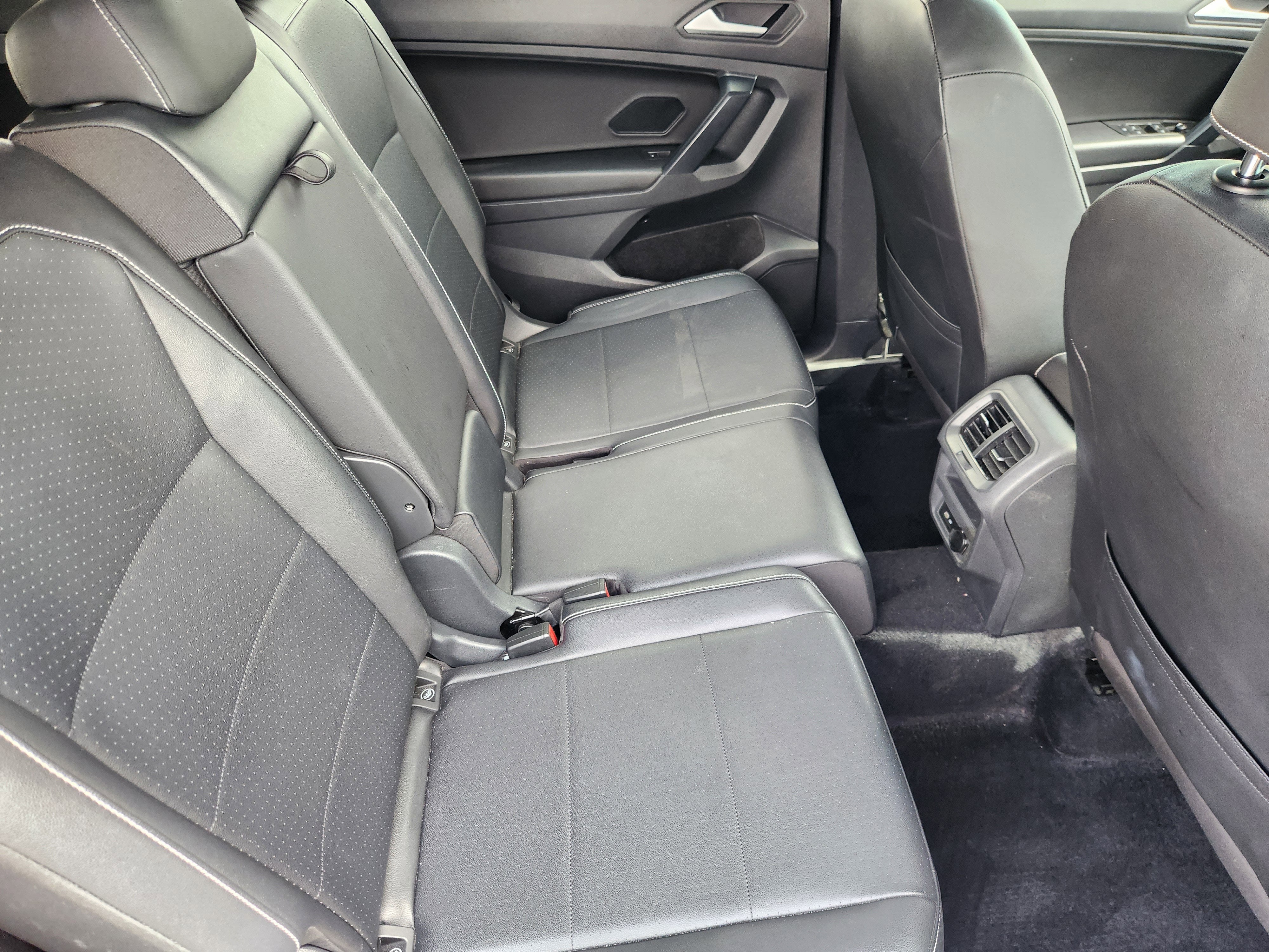 2021 Volkswagen Tiguan SE R-Line Black