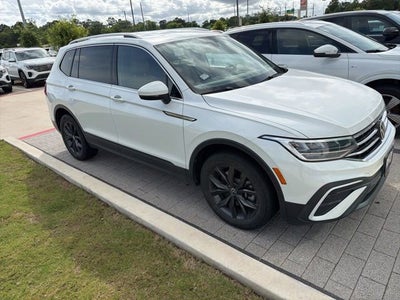 2023 Volkswagen Tiguan SE