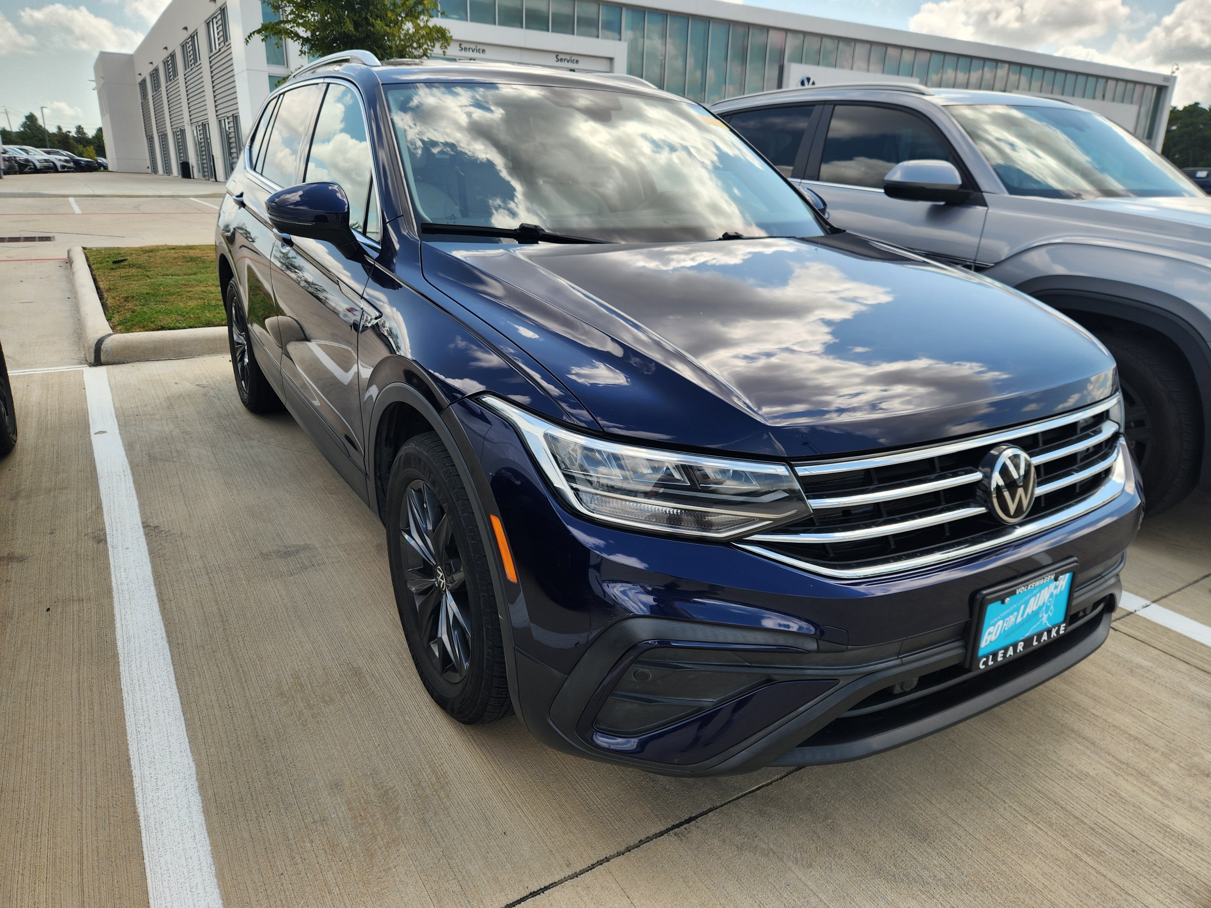 2023 Volkswagen Tiguan SE