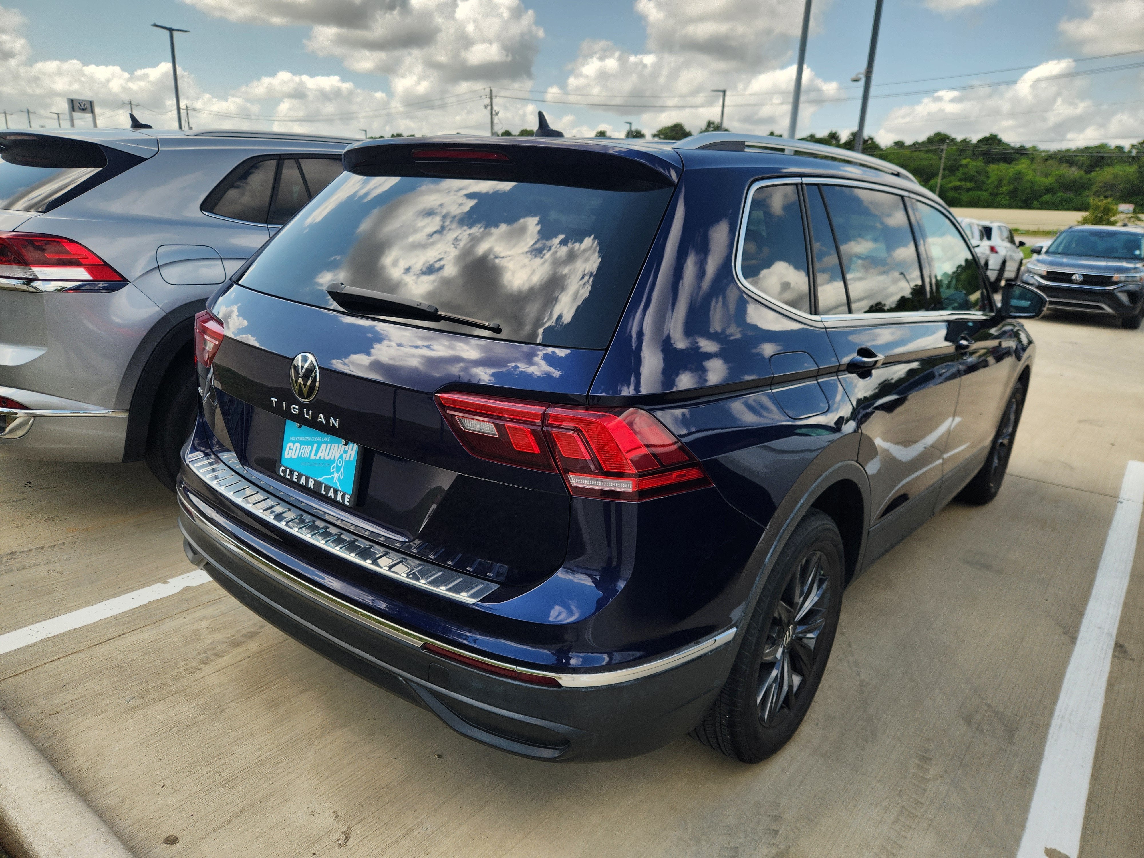 2023 Volkswagen Tiguan SE