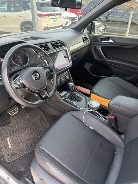 2020 Volkswagen Tiguan SE R-Line Black