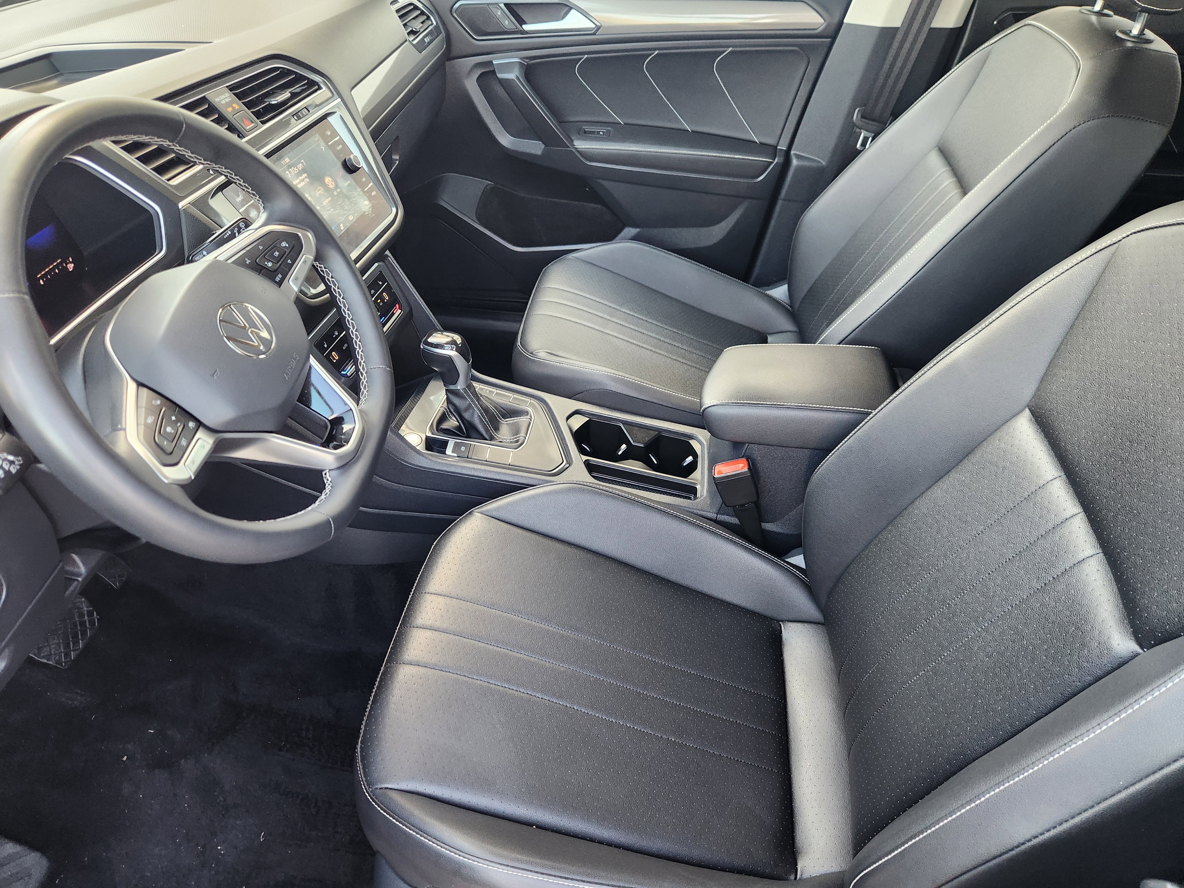 2023 Volkswagen Tiguan SE