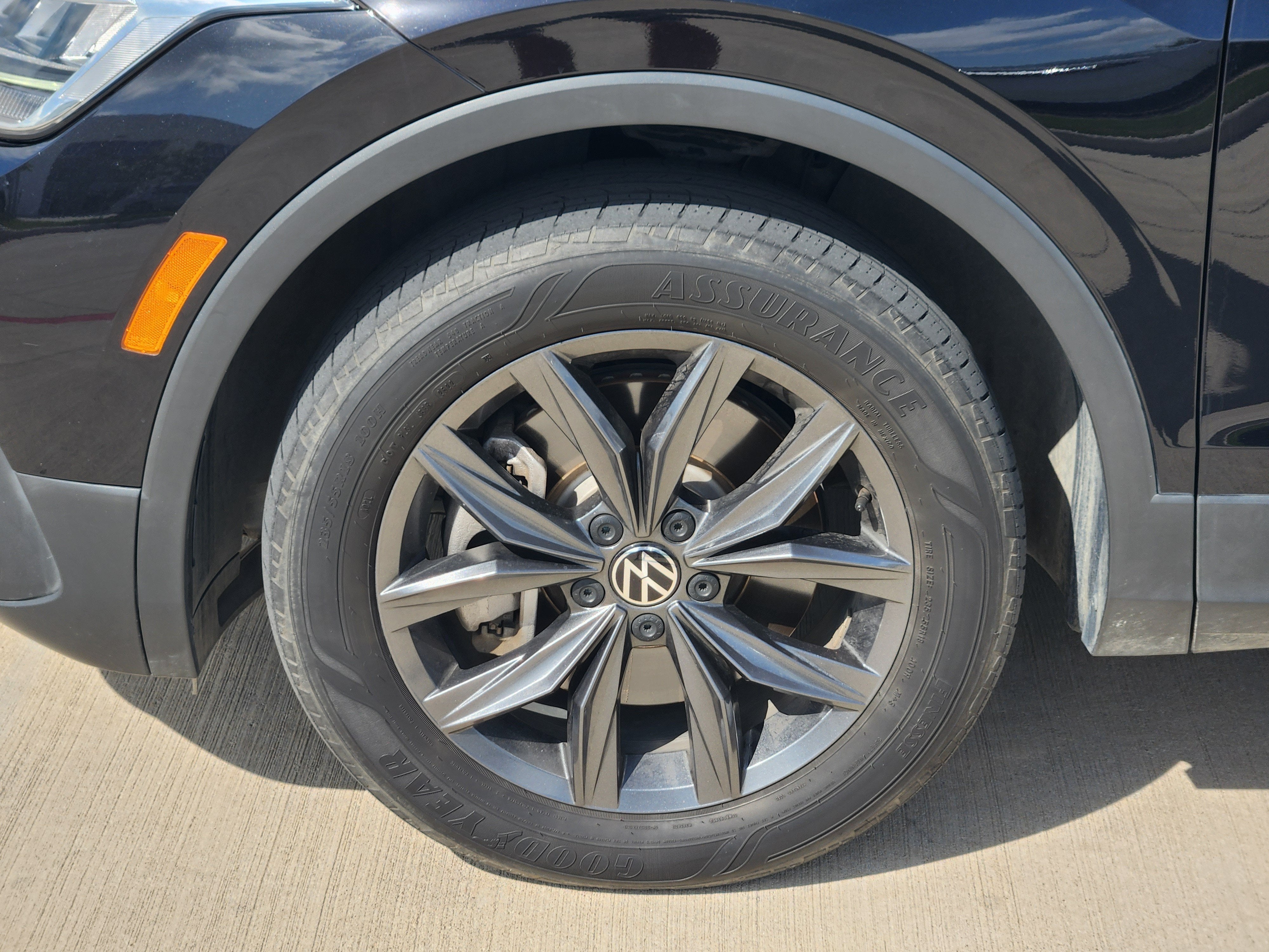 2022 Volkswagen Tiguan SE