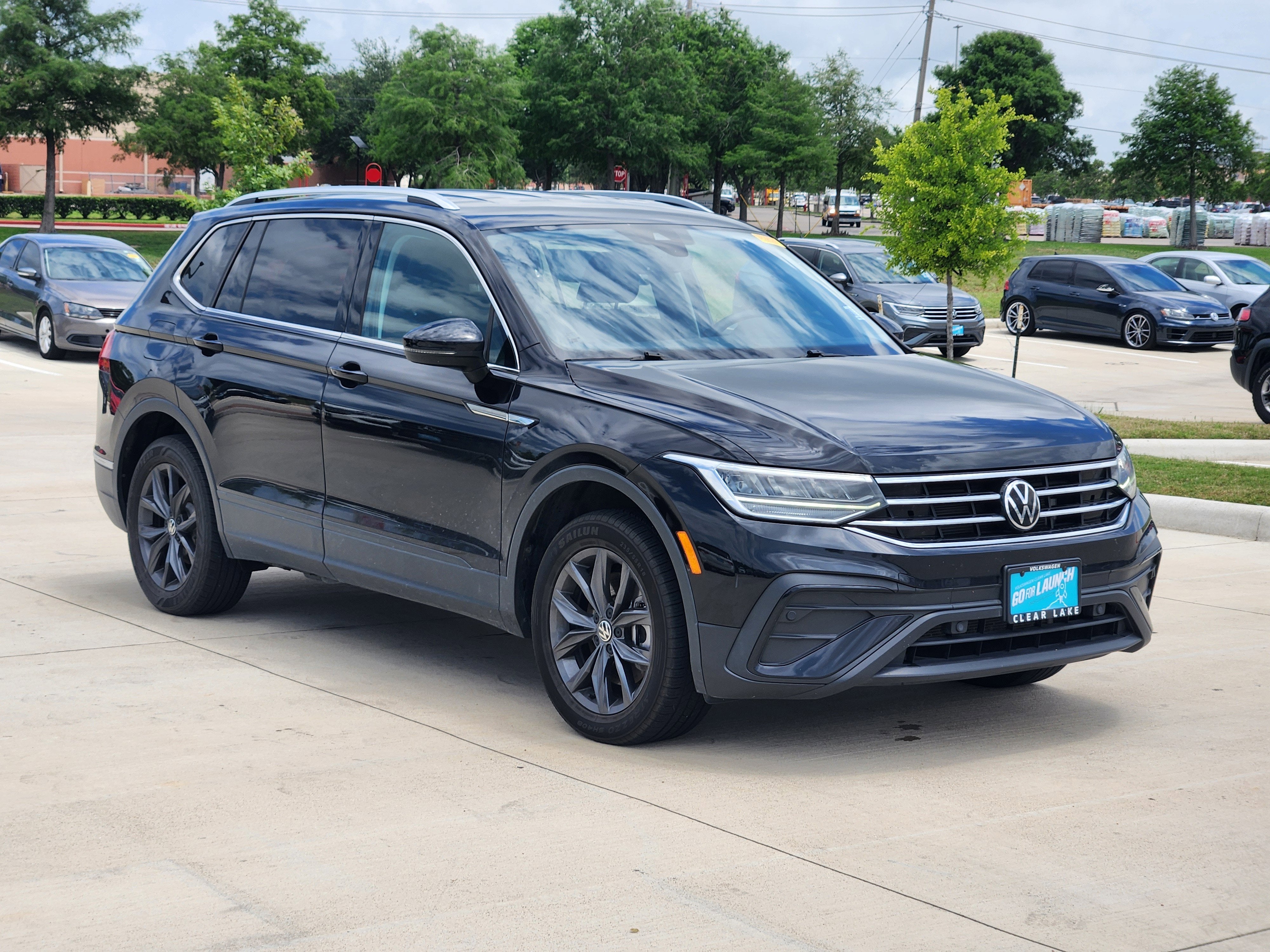 2023 Volkswagen Tiguan SE