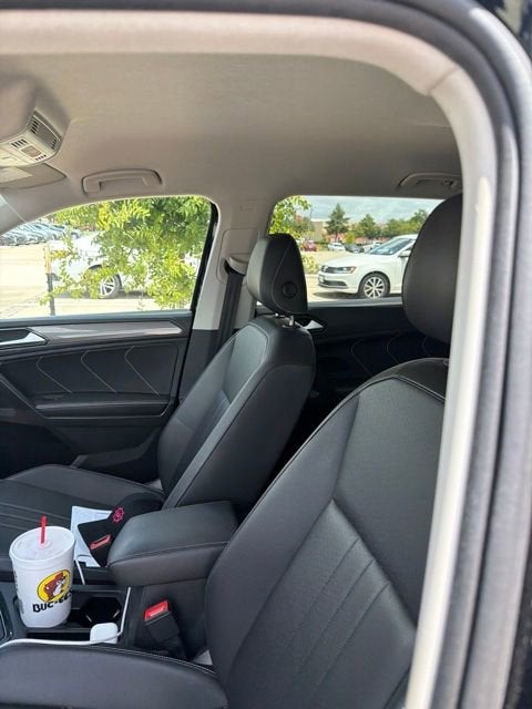 2023 Volkswagen Tiguan SE