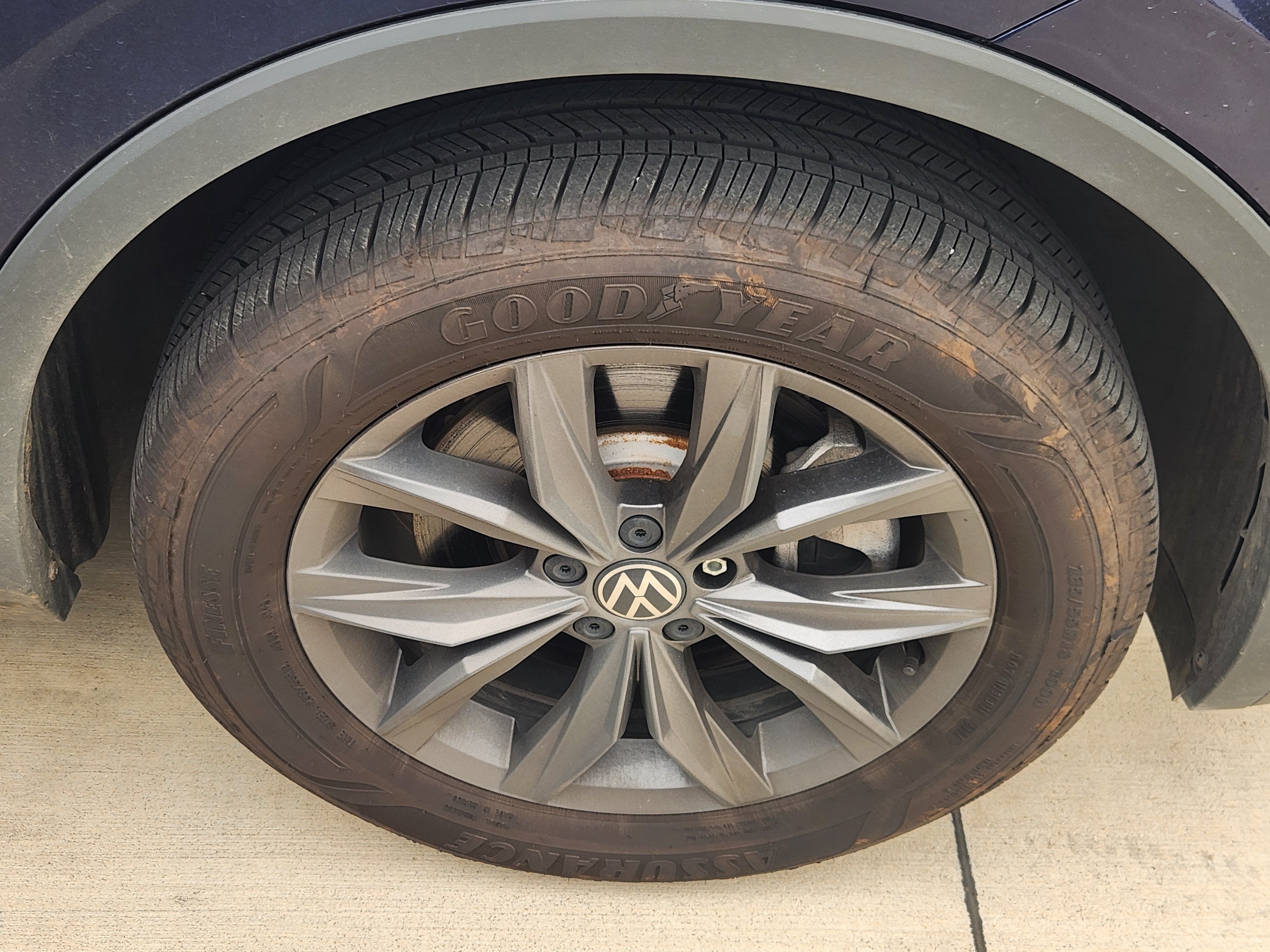 2023 Volkswagen Tiguan SE