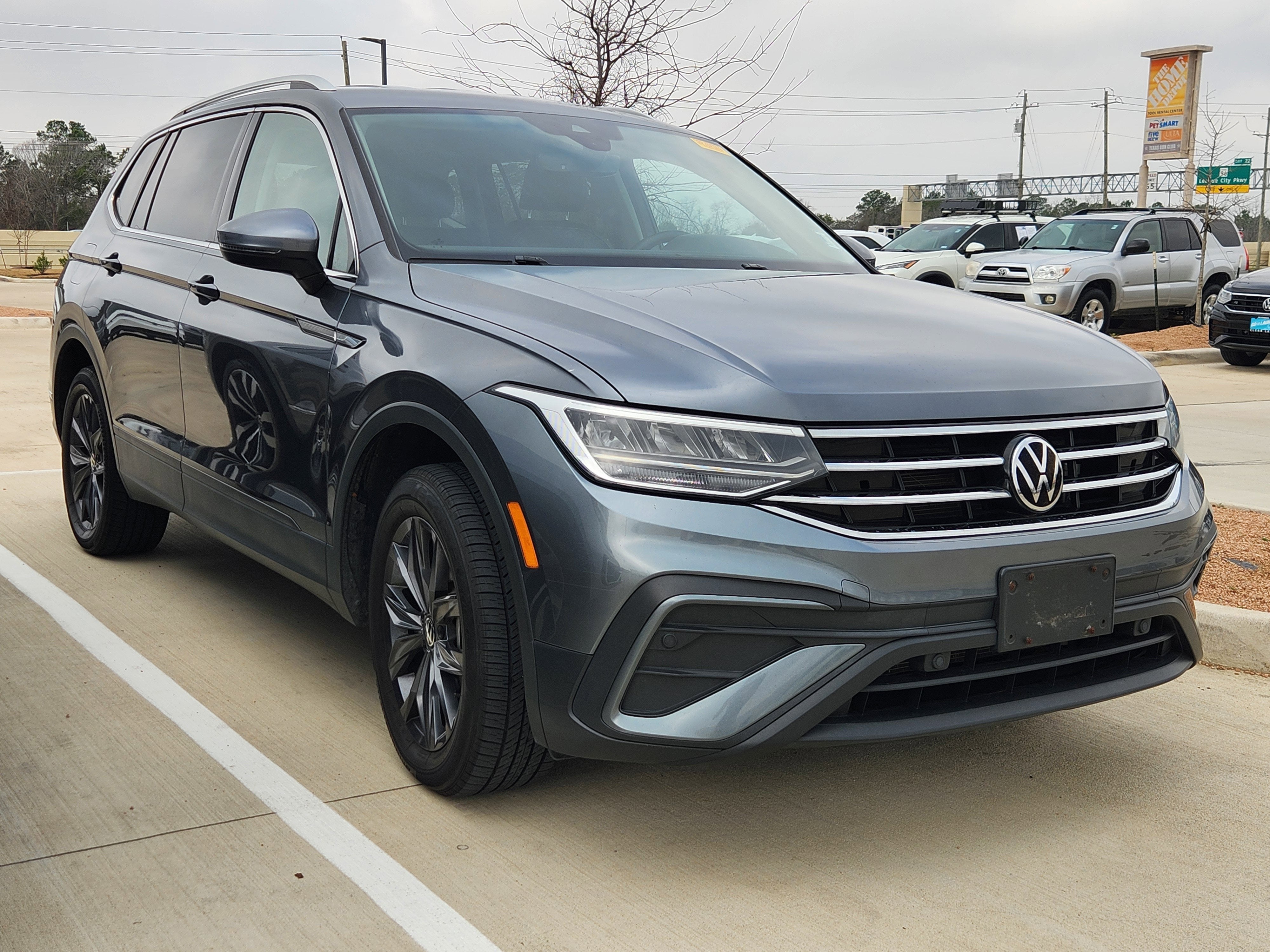 2023 Volkswagen Tiguan SE