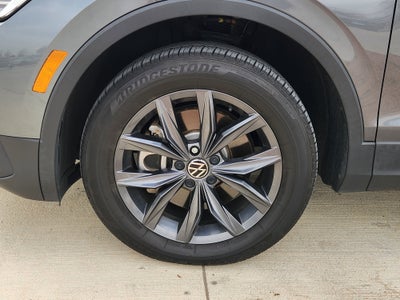 2023 Volkswagen Tiguan SE